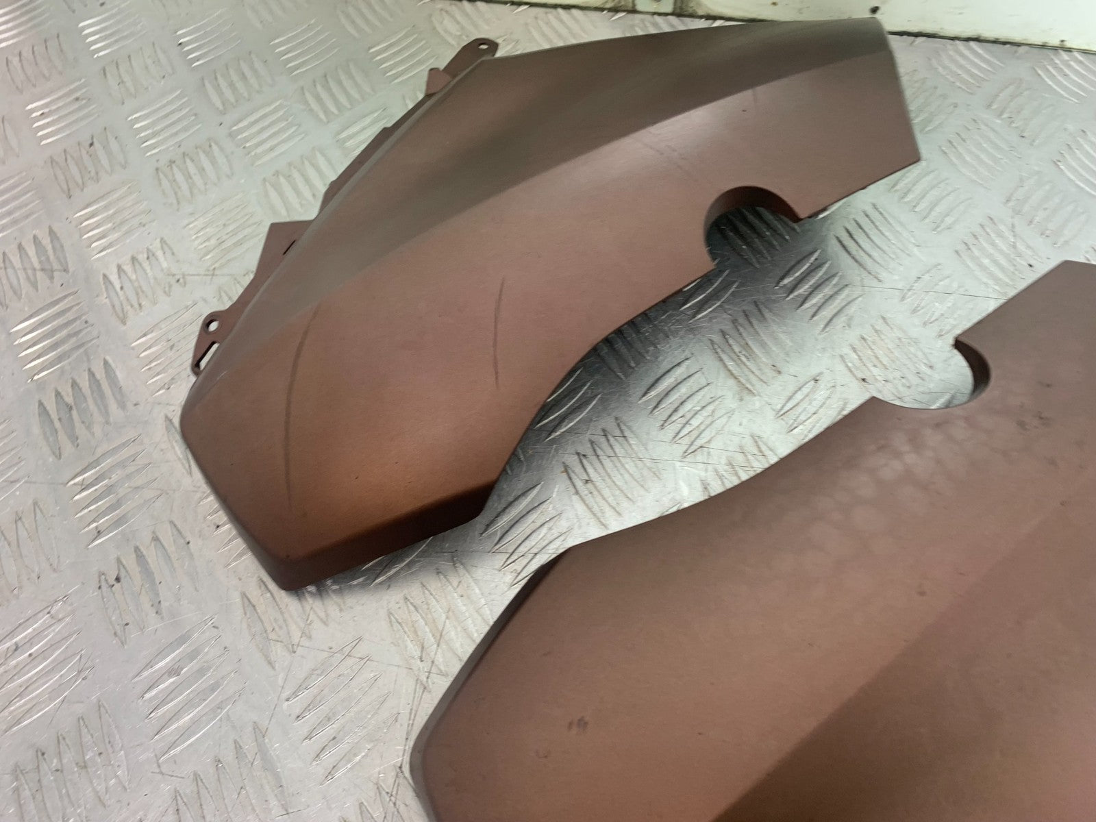 YAMAHA XMAX 300 LEFT AND RIGHT SIDE FAIRINGS YEAR 2017-2020 (CMB1218)