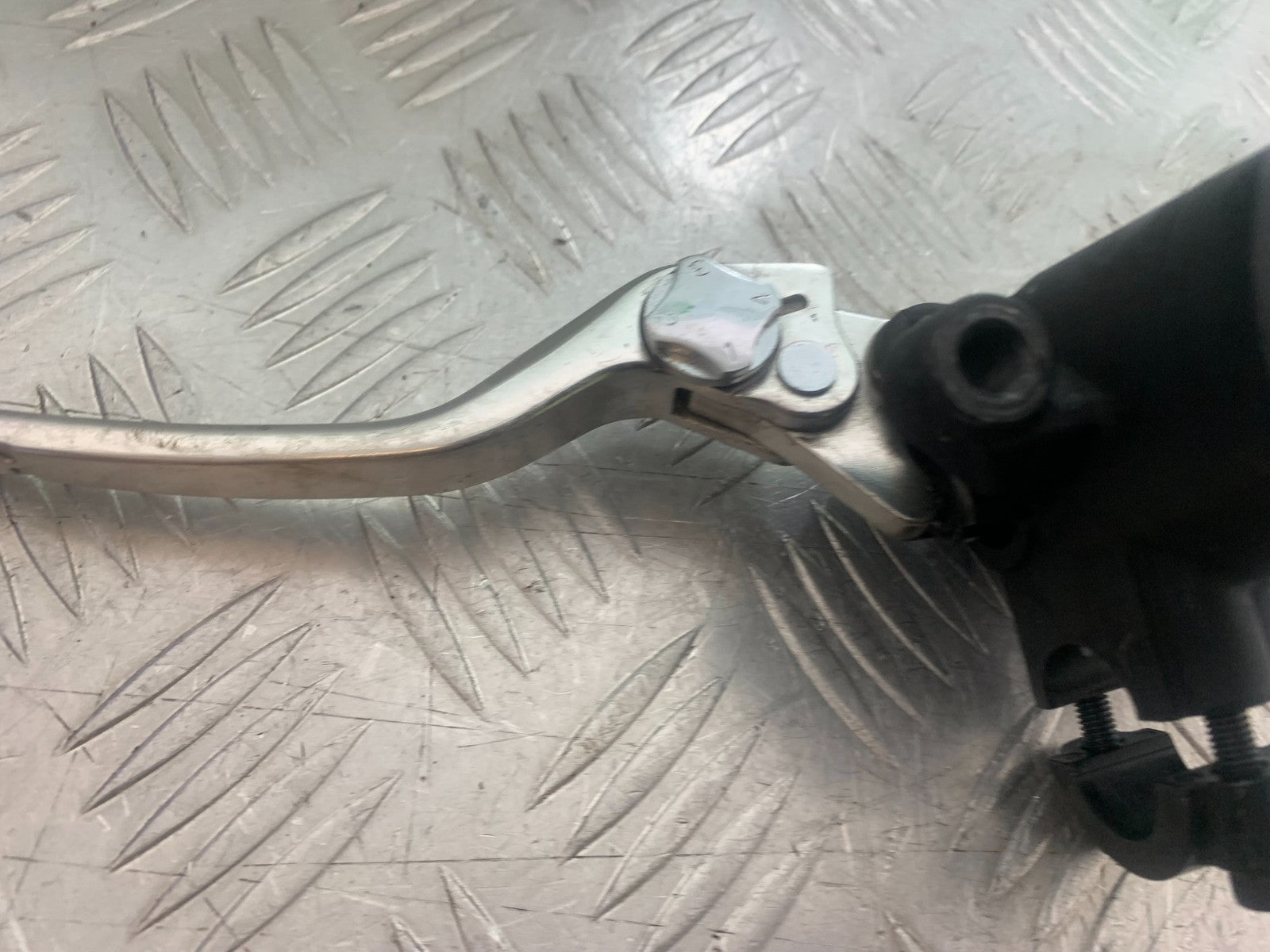 APRILIA SL750 SL 750 SHIVER CLUTCH MASTER CYLINDER   YEAR 2008-2016 (CMB1242)