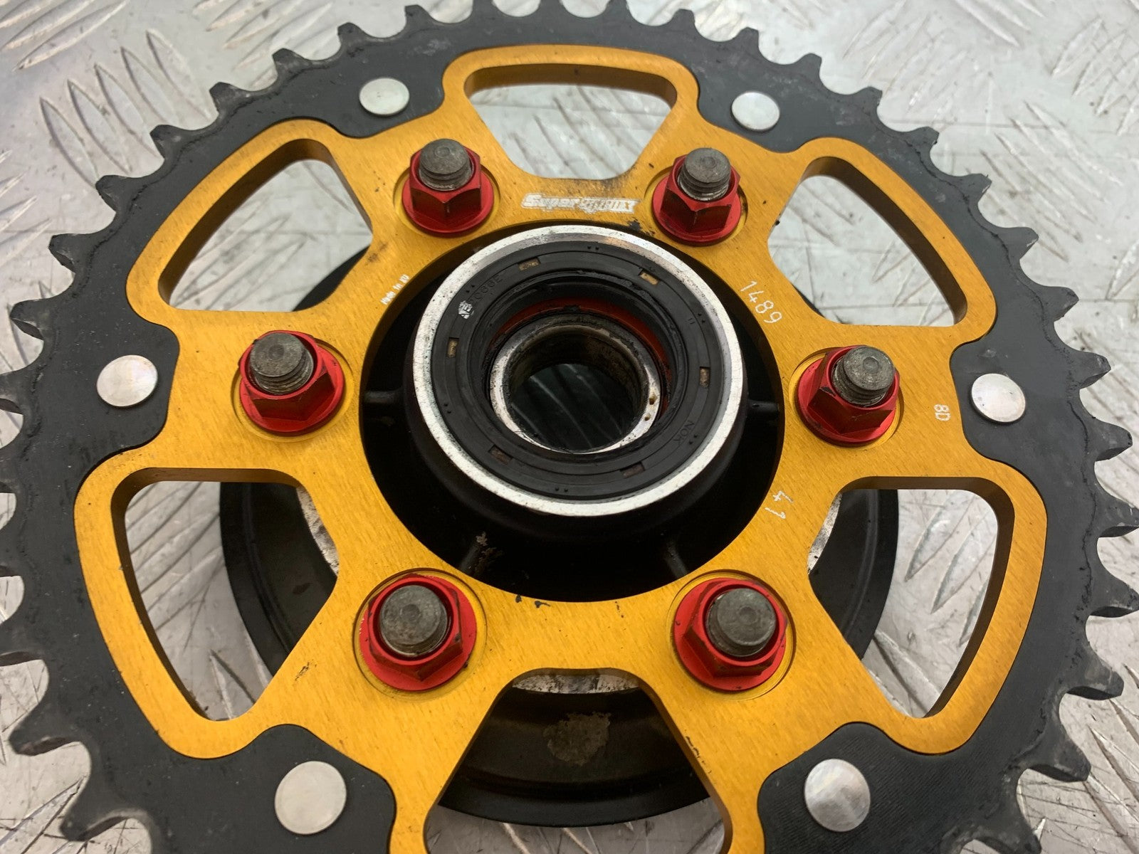 KAWASAKI ZX10R ZX10 R SPROCKET CARRIER   2008-2010 (CMB1206)