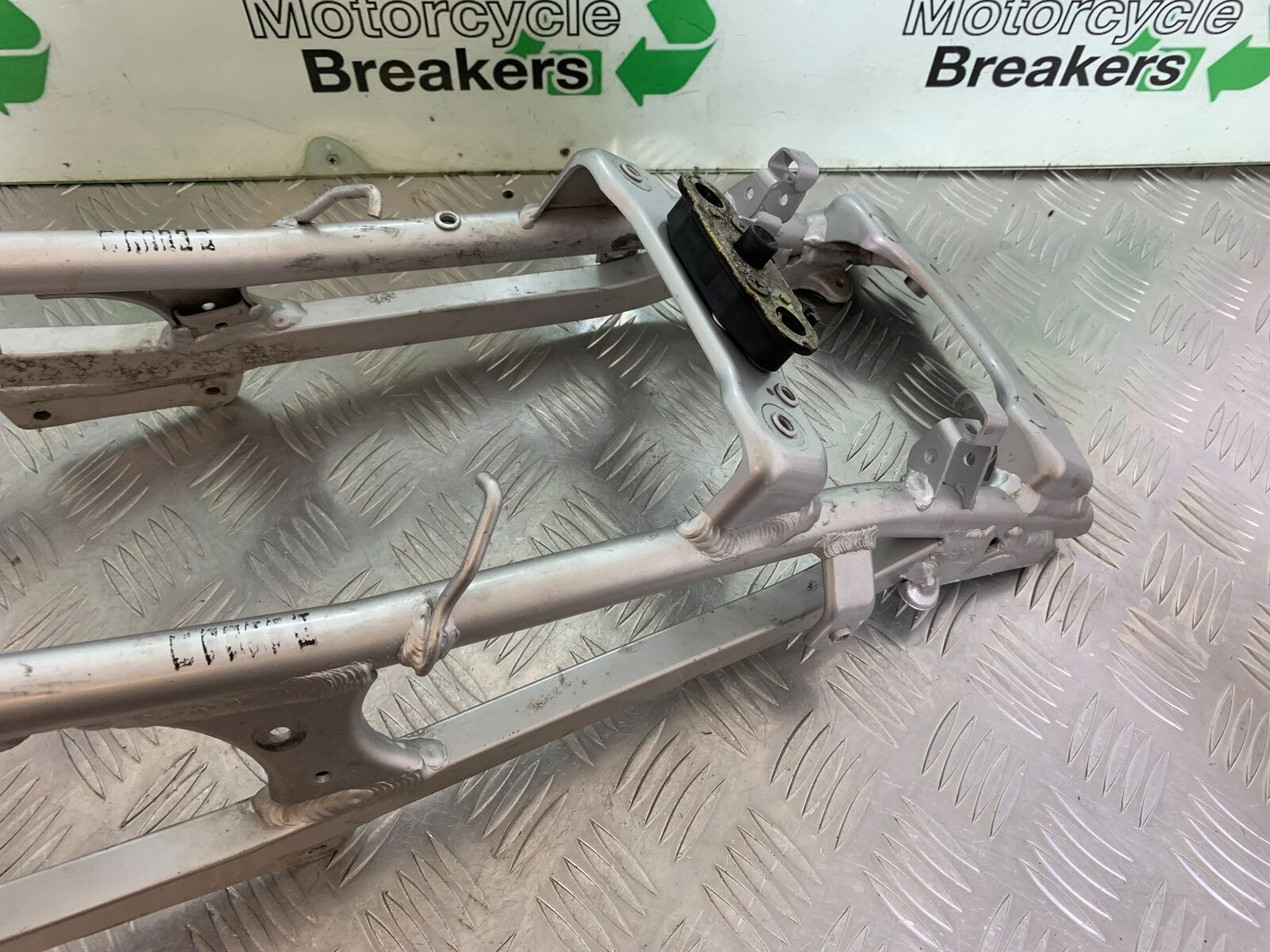 SUZUKI SV650 SV 650 REAR SUBFRAME YEAR 2003-2006 (CMB1014)