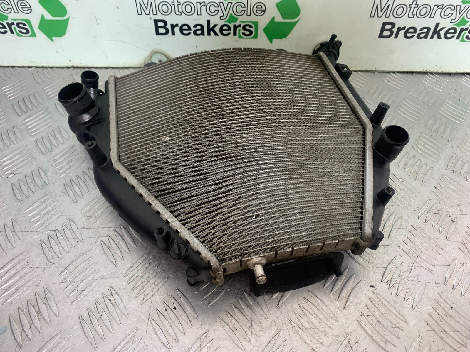 BMW K1300 S K 1300 S RADIATOR  YEAR 2009-16 (CMB1216)
