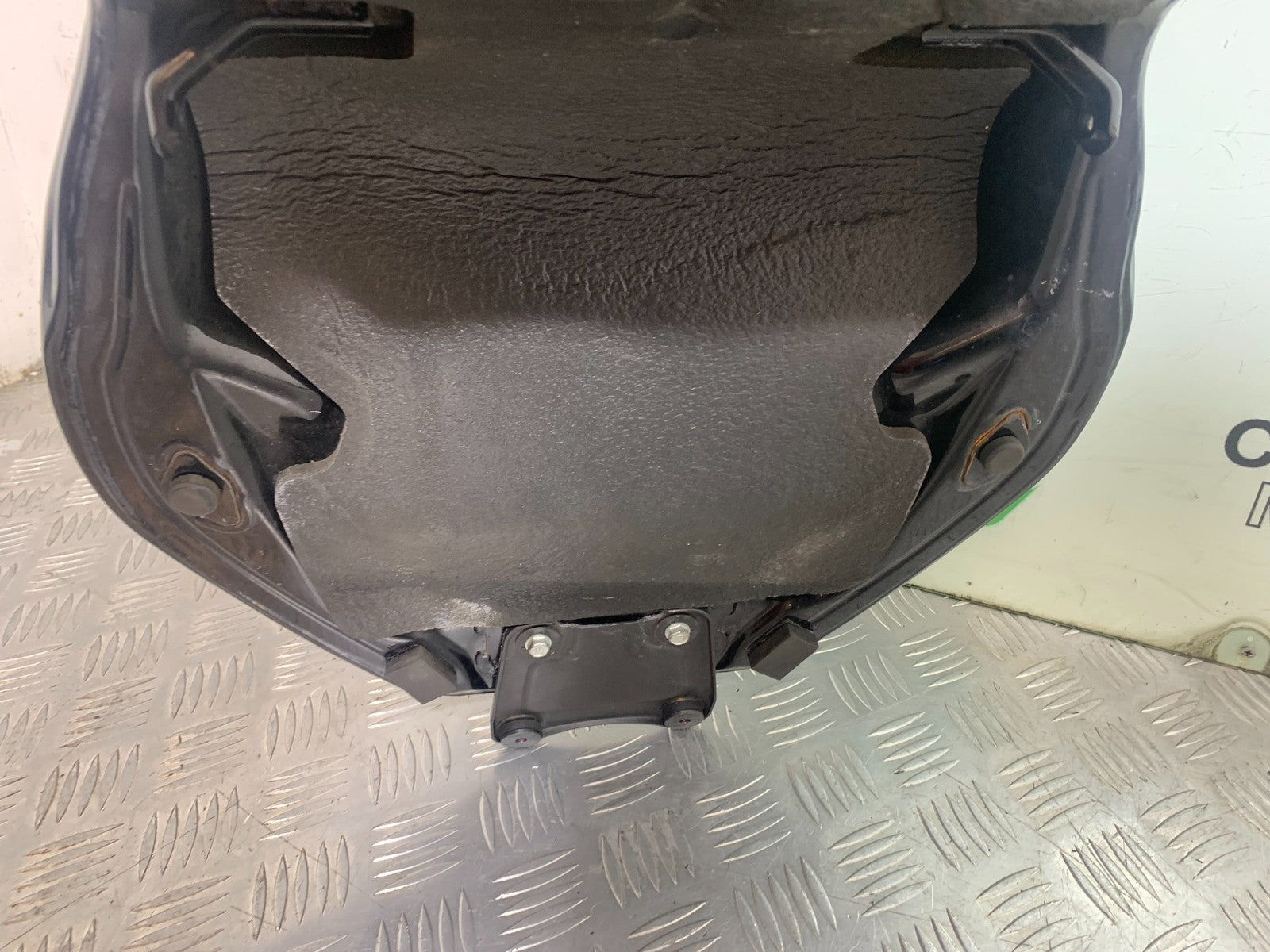 KAWASAKI ZX10R ZX10 R PETROL TANK   2008-2010 (CMB1206)