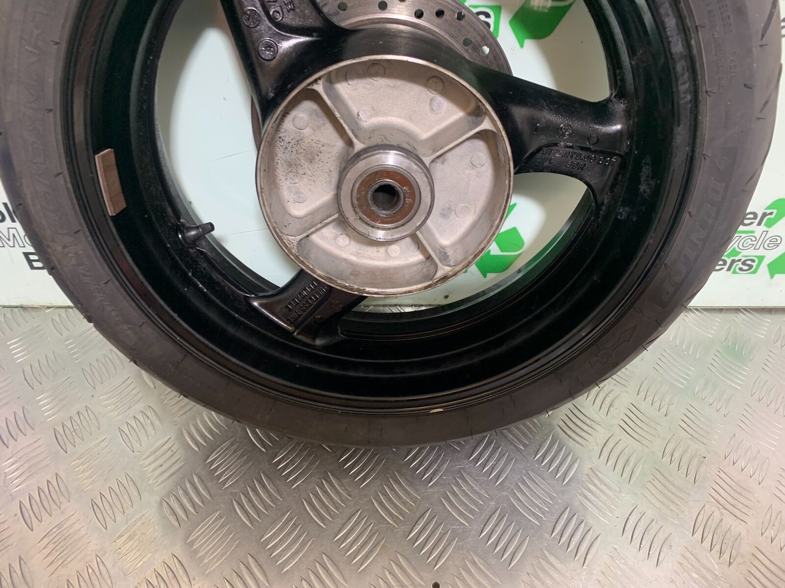 HONDA CBR1100 BLACKBIRD REAR WHEEL  YEAR 1996-1998 (CMB1017)