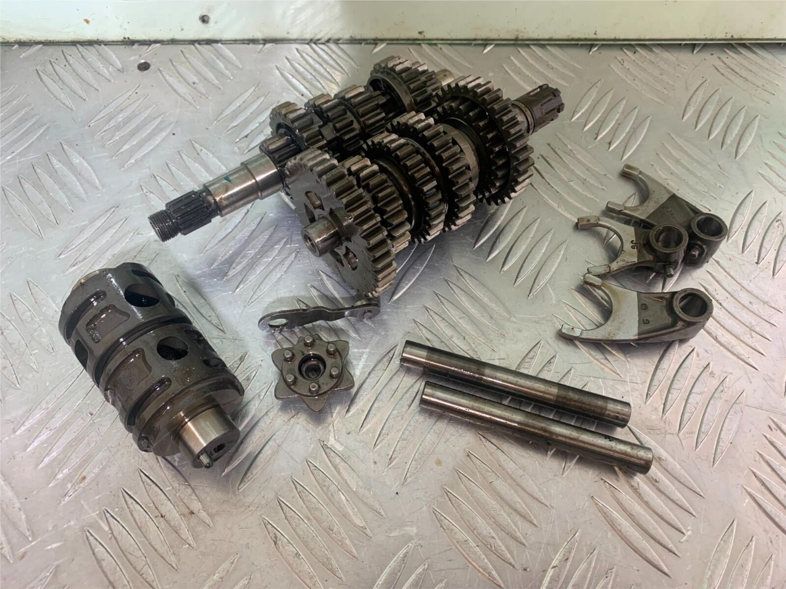 KTM DUKE 125 GEARBOX  YEAR 2012 -2016