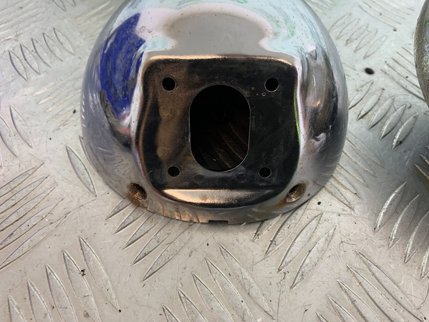 SUZUKI VS1400 VS 1400 INTRUDER HEADLIGHT YEAR 1988 (CMB1077)