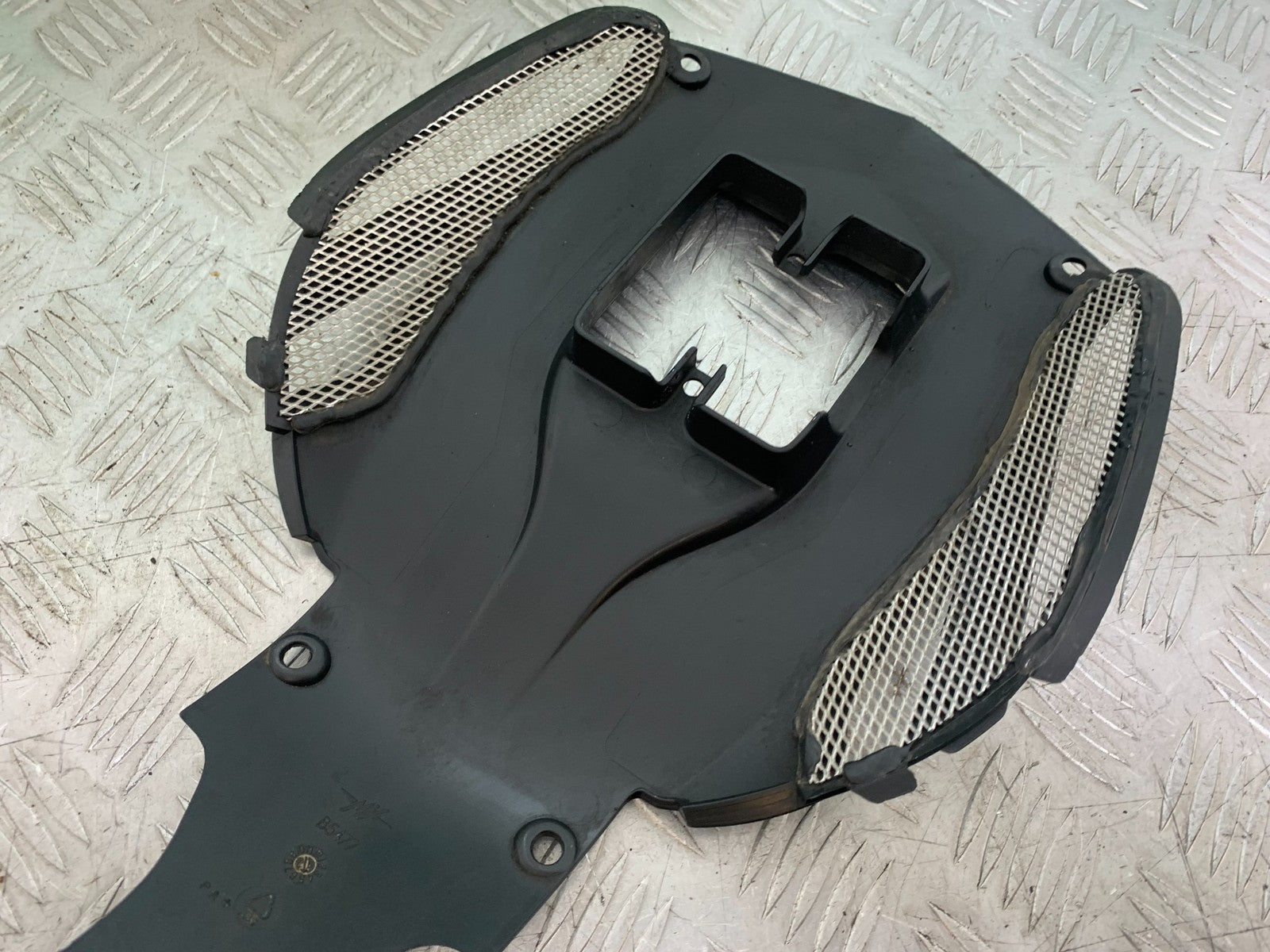 MV AGUSTA 800 F3 UNDERTRAY  YEAR 2017-2019 (CMB1227)