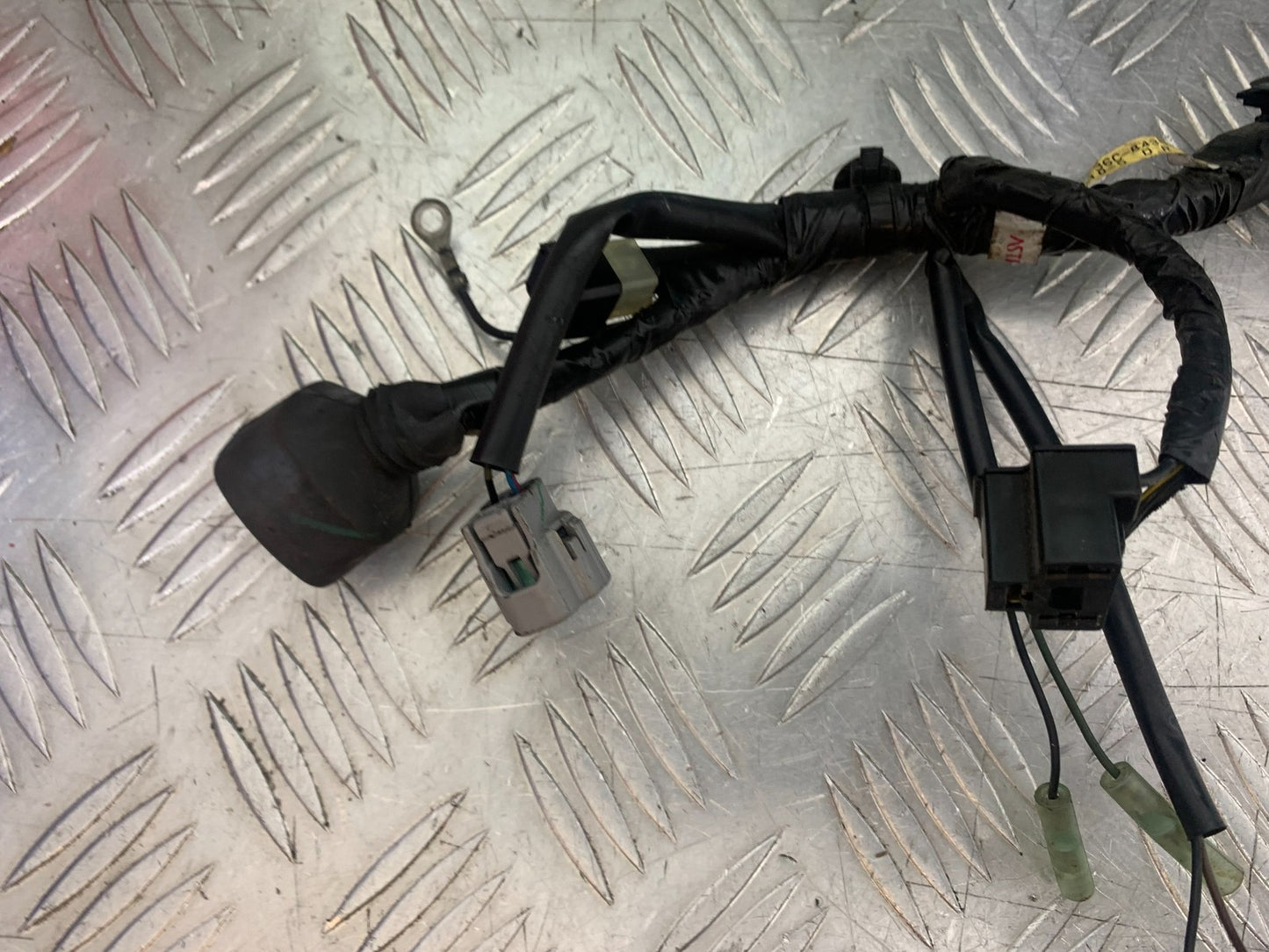 YAMAHA XJ6 XJ6-S HEADLIGHT CLOCKS WIRING SUB LOOM  YEAR 2009-2015  (CMB1212)