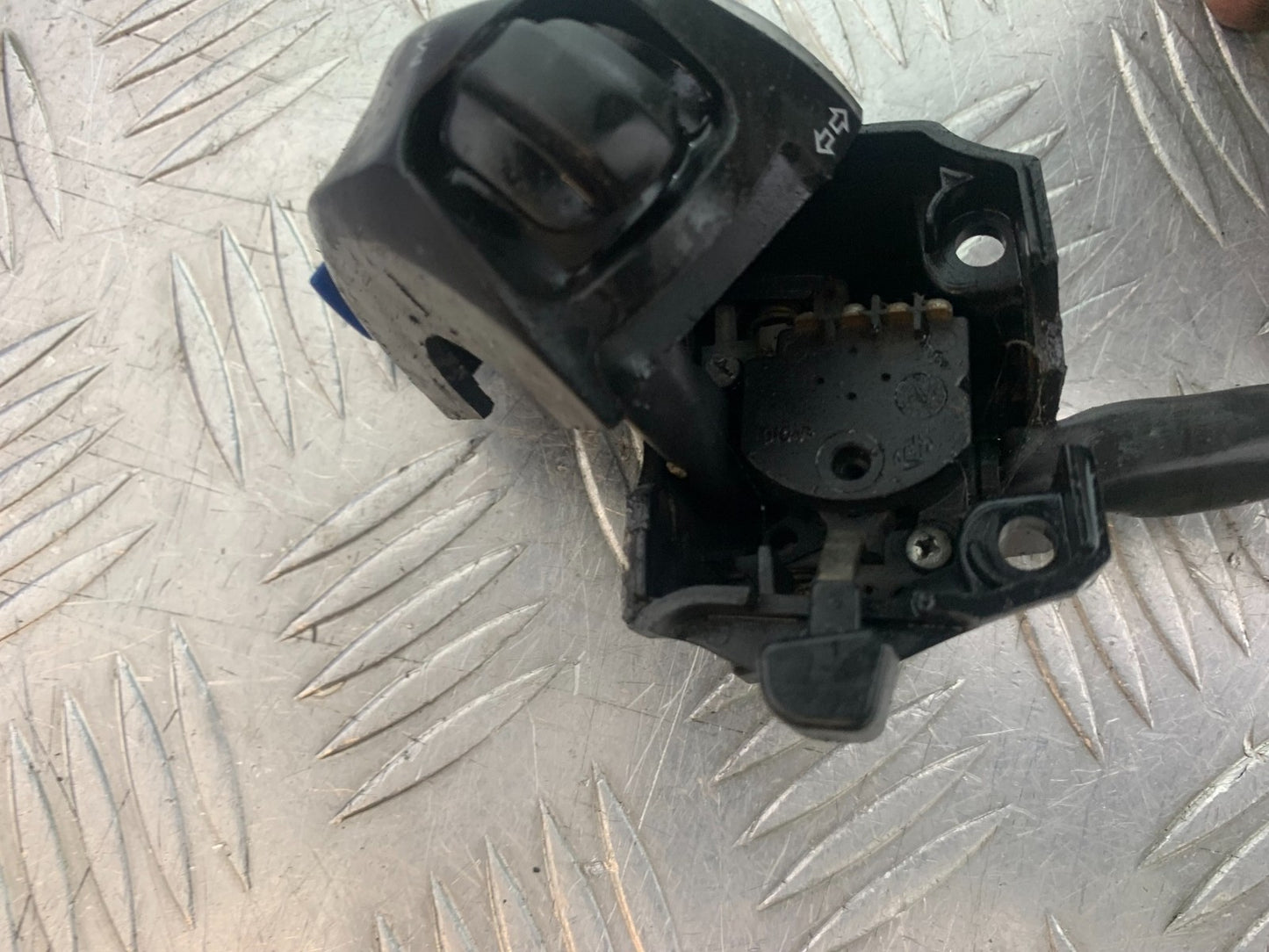 APRILIA 650 PAGASO STRADA LEFT SWITCH GEAR   YEAR 2005-2010 (CMB1260)