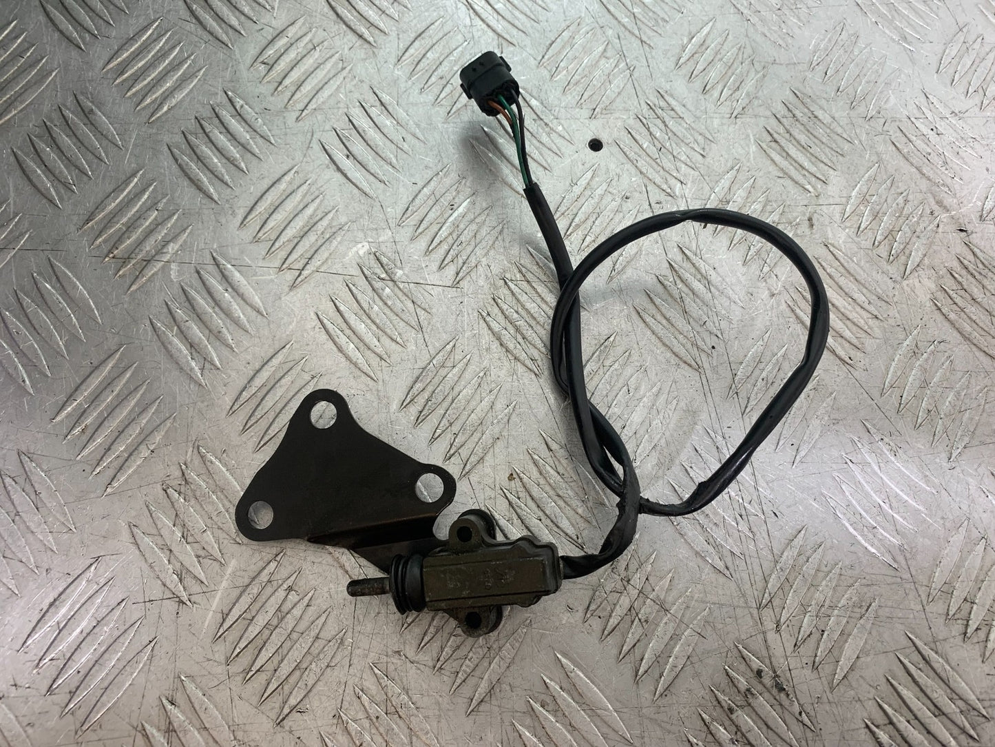 TRIUMPH 1050 SPEED TRIPLE SIDE STAND SWITCH  YEAR 2005-2007 (CMB1322)
