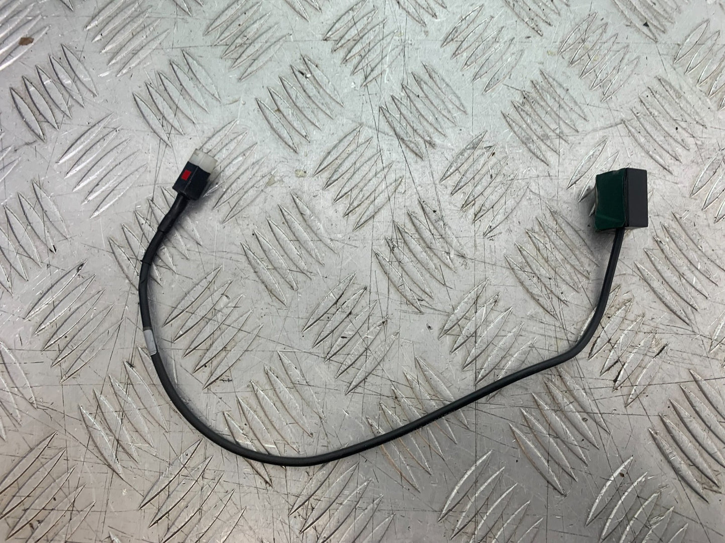 YAMAHA YZF R1 4C8 GEAR INDICATOR  YEAR 2007-2008 (CMB1237)