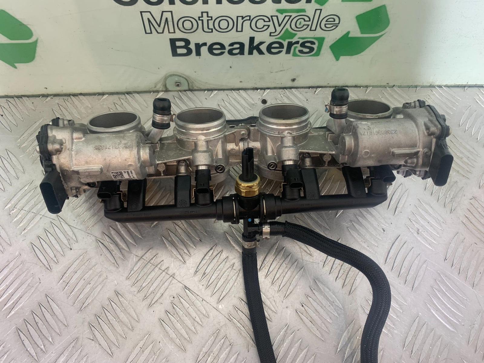 BMW M1000 R THROTTLE BODIES   YEAR 2023-2024 (CMB1140)