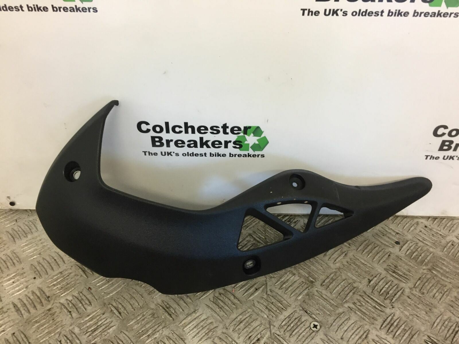 KAWASAKI 650 VERSYS LEFT BELLY PAN  YEAR 2015 - 2018