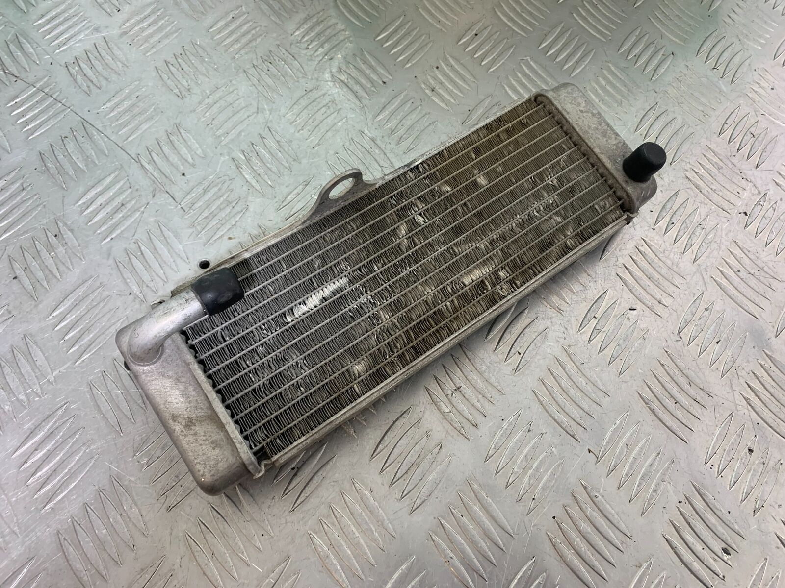 HUSQVARNA TE630 TE 630 RADIATOR YEAR 2010-11 (CMB1120)