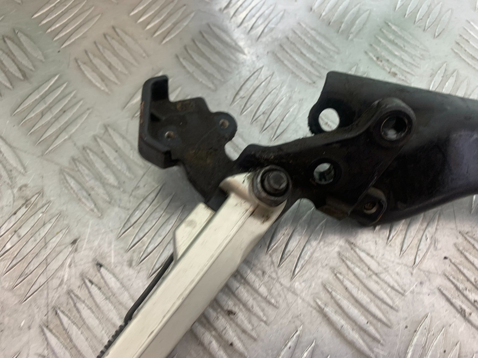 TRIUMPH TIGER 800 XRT SIDE STAND  2018-2020 (CMB1193)
