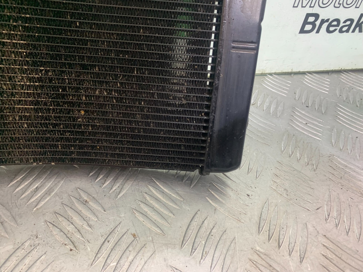TRIUMPH 675 STREET TRIPLE RADIATOR  2013-2016 (CMB1186)