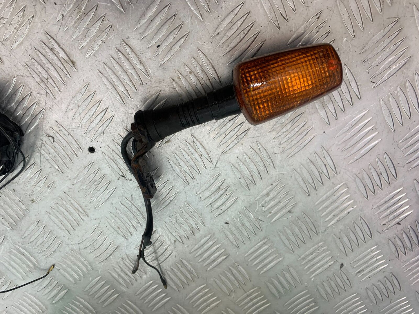 YAMAHA FJ1100 FJ 1100 REAR INDICATORS   YEAR 1984-1985 (CMB1101)