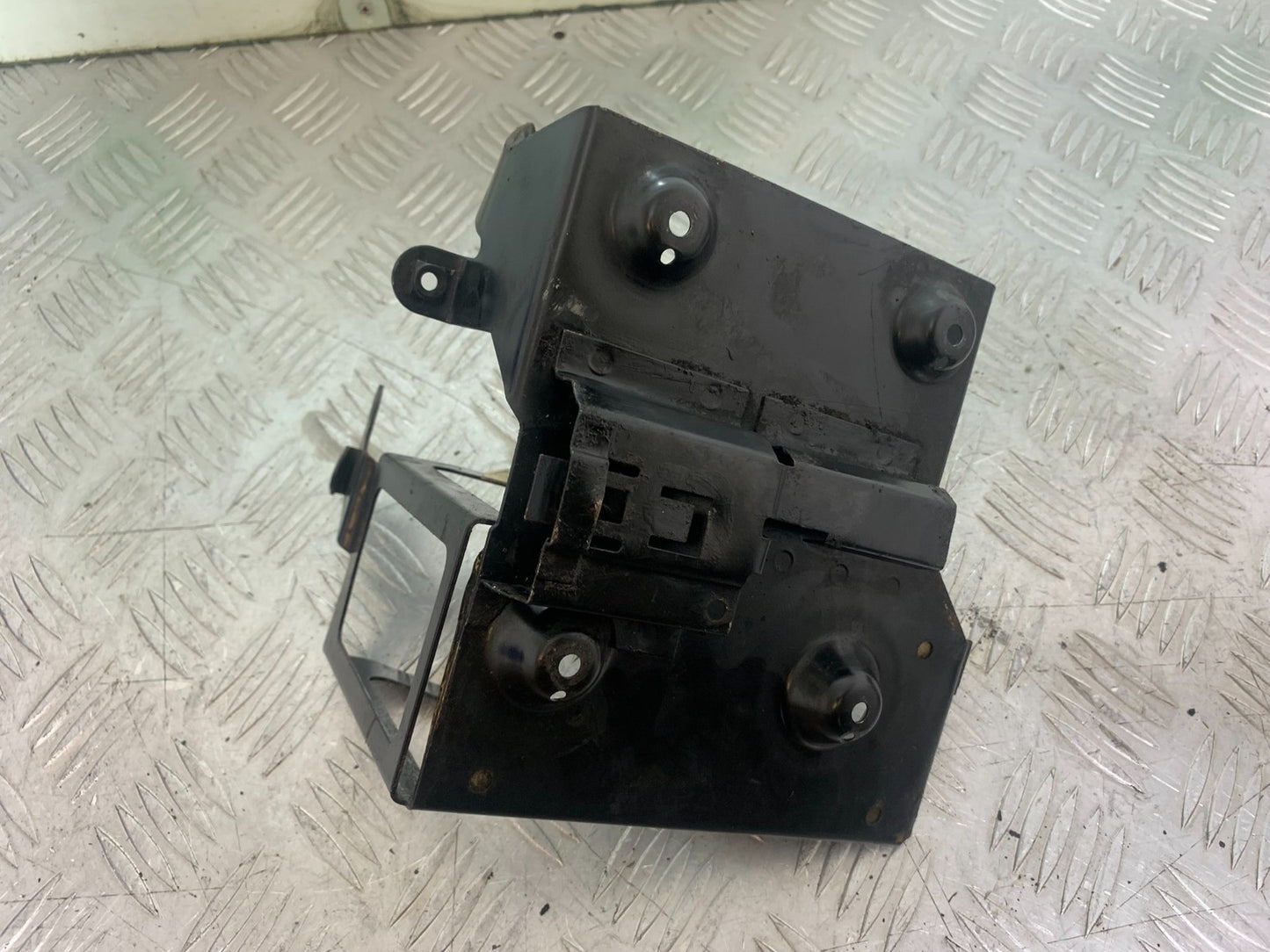 BMW R850 R R850R BATTERY BOX   YEAR 1994-2002 (CMB1170)