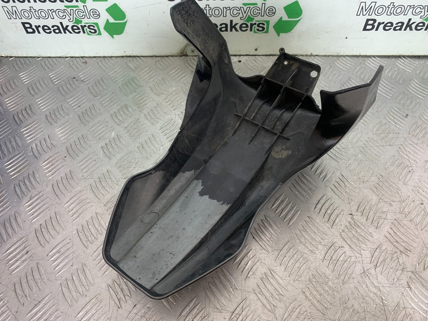 APRILIA 650 PAGASO STRADA FRONT MUDGUARD  YEAR 2005-2010 (CMB1260)