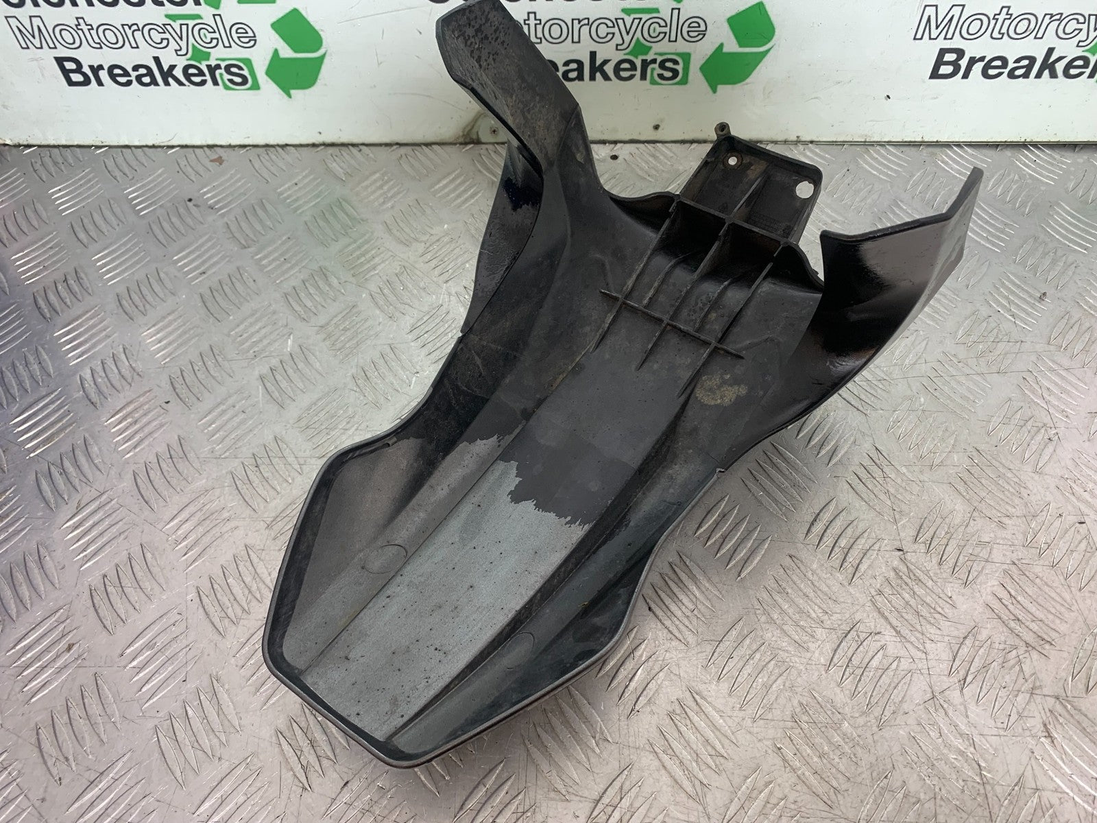 APRILIA 650 PAGASO STRADA FRONT MUDGUARD  YEAR 2005-2010 (CMB1260)