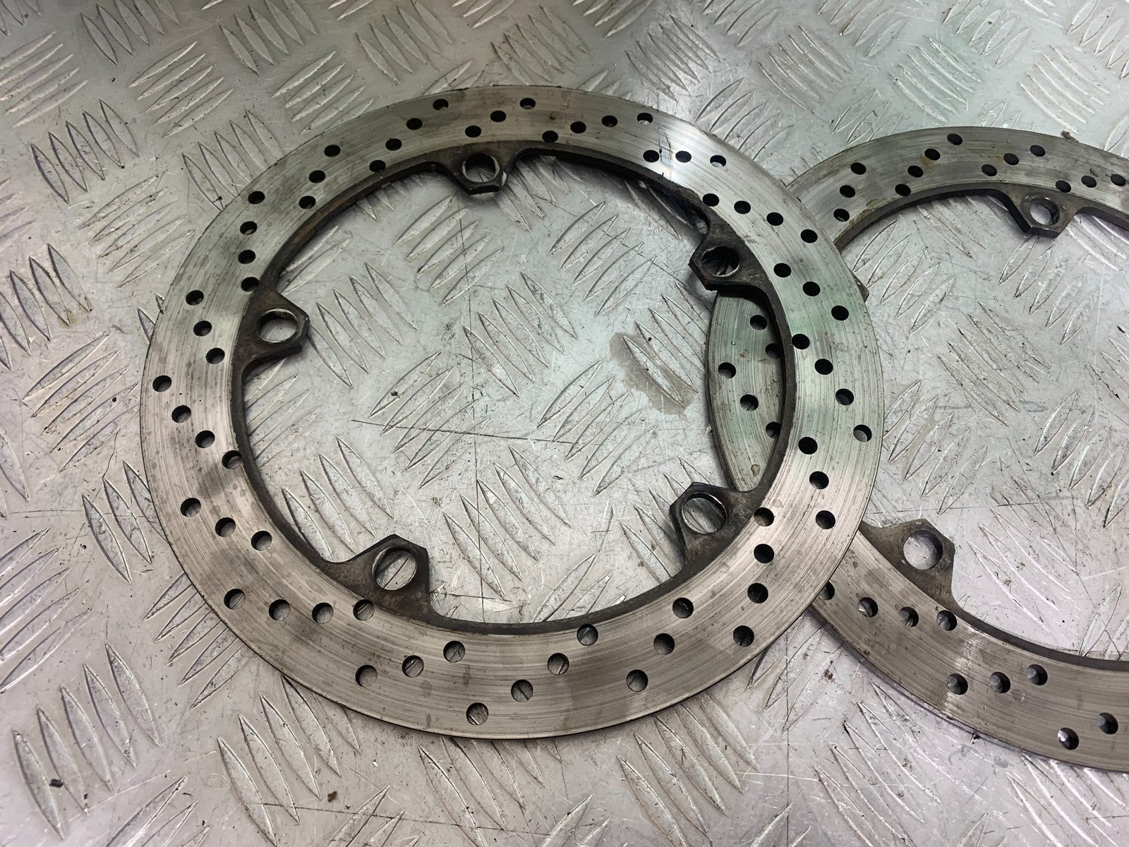 BMW R850 R R850R FRONT BRAKE DISCS  YEAR 1994-2002 (CMB1170)