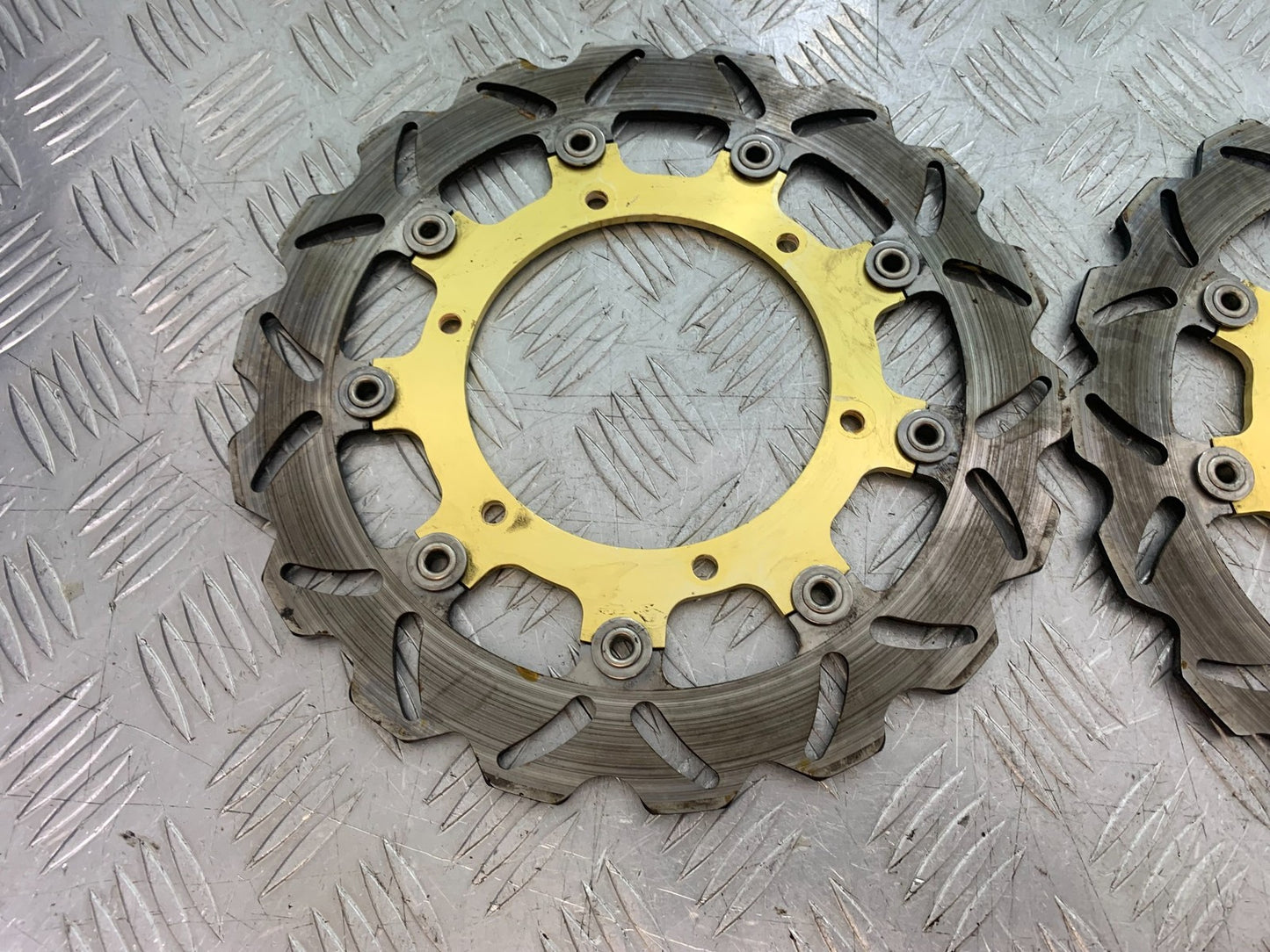 YAMAHA YZF R1 4XV FRONT BRAKE DISCS  YEAR 1998-99 (CMB1291)