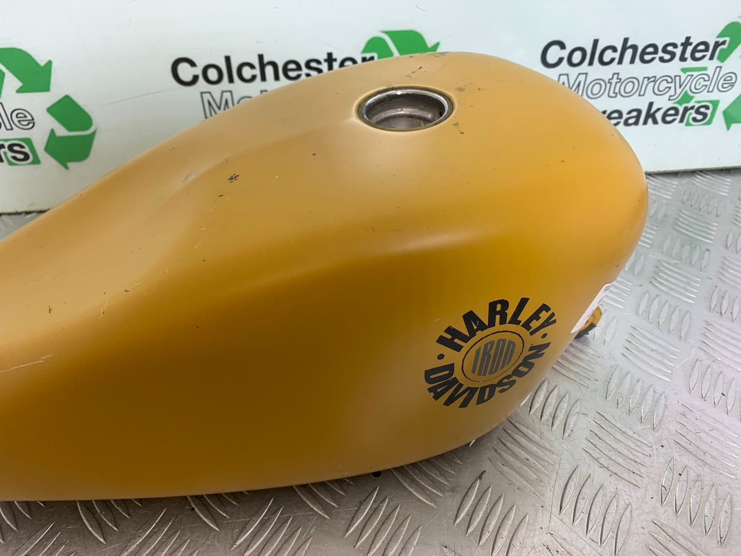HARLEY DAVIDSON XL883 N IRON PETROL TANK  YEAR 2020  (CMB1116)