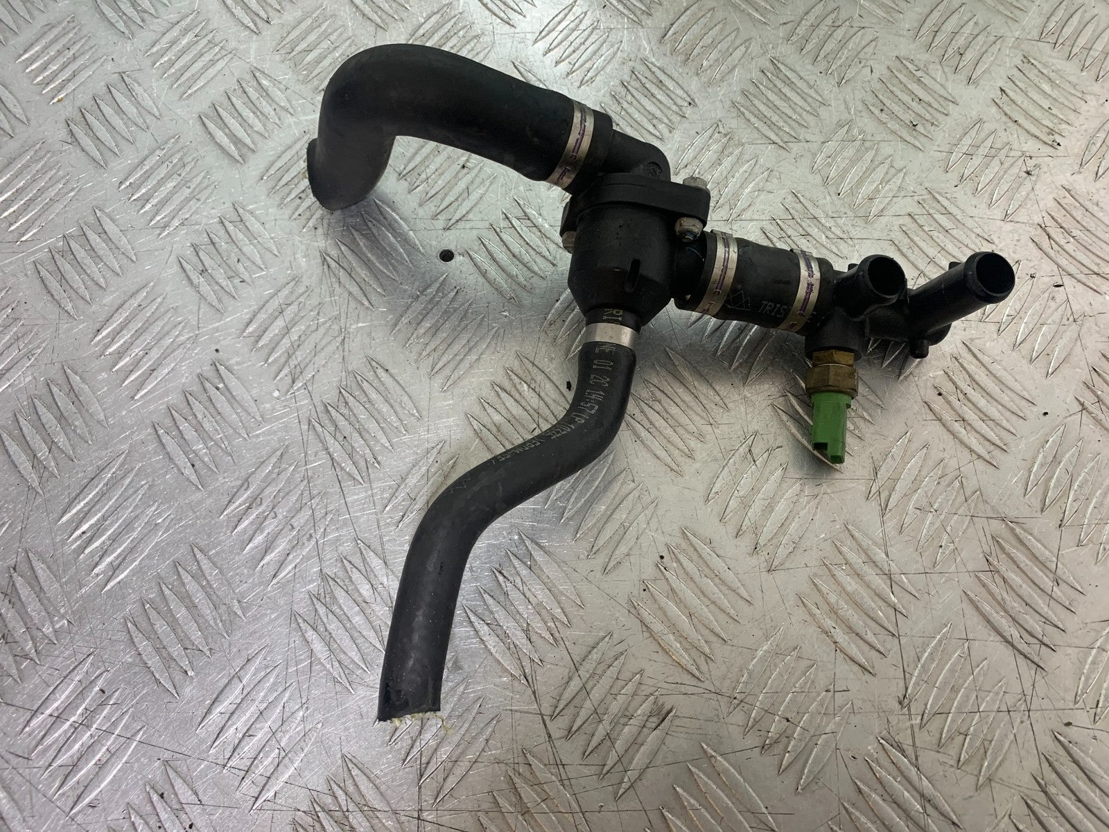 APRILIA RSV4 FACTORY THERMOSTAT  YEAR 2009-2012 (CMB1224)