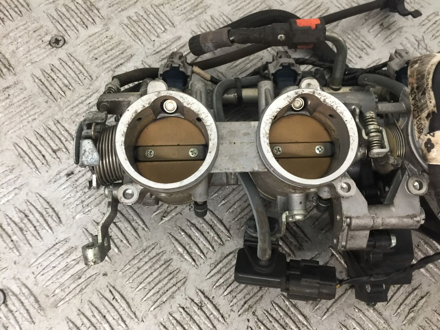 KAWASAKI ZZR1400 ZZR 1400 THROTTLE BODIES   YEAR 2007-11(STOCK 893)