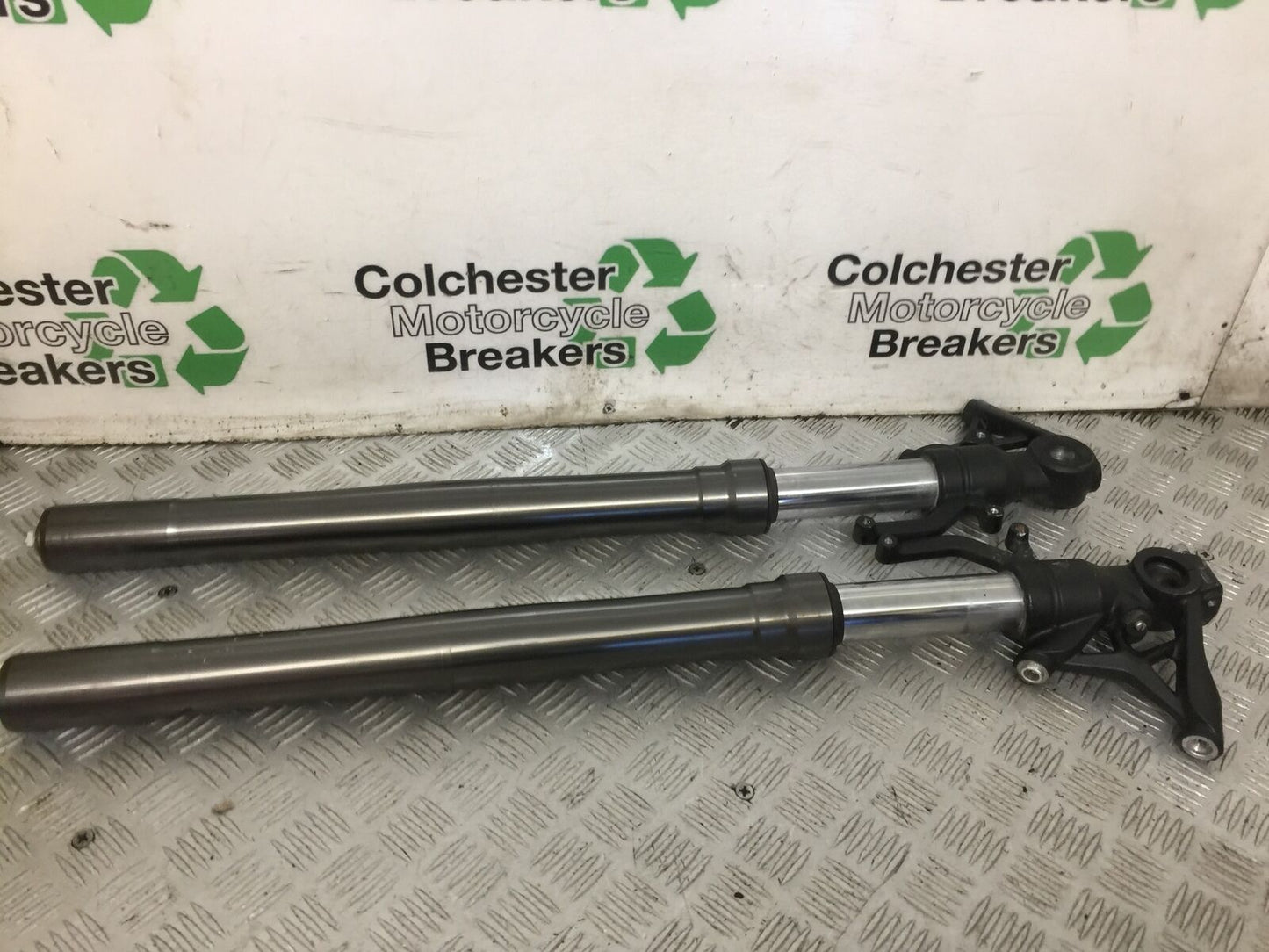 KAWASAKI NINJA 1000 SX Z1000SX FORKS (BENT) YEAR 2019  (STOCK 830)