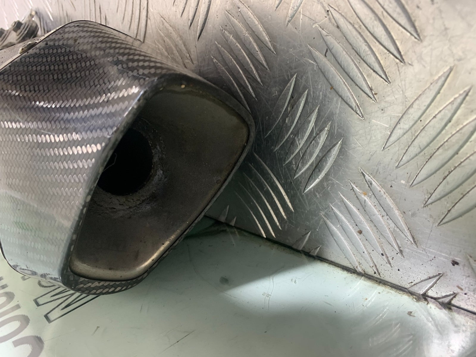 SUZUKI DL1000 V-STROM YOSHIMURA SILENCER  YEAR 2014-2019 (CMB1325)