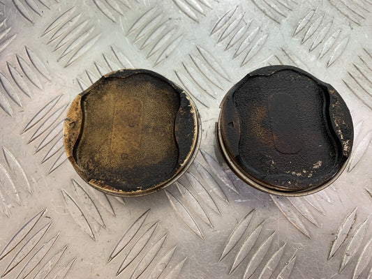 TRIUMPH 765 STREET TRIPLE RS 2 X PISTONS  YEAR 2018-2021