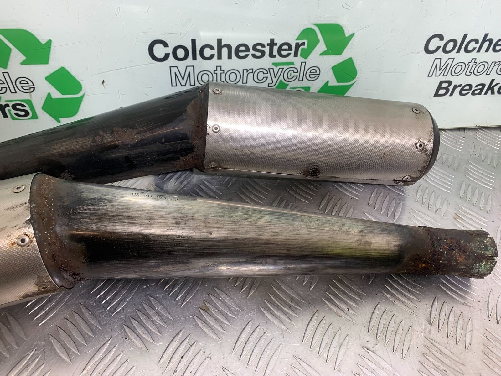 YAMAHA FJ1100 FJ 1100 EXHAUST  YEAR 1984-1985 (CMB1101)
