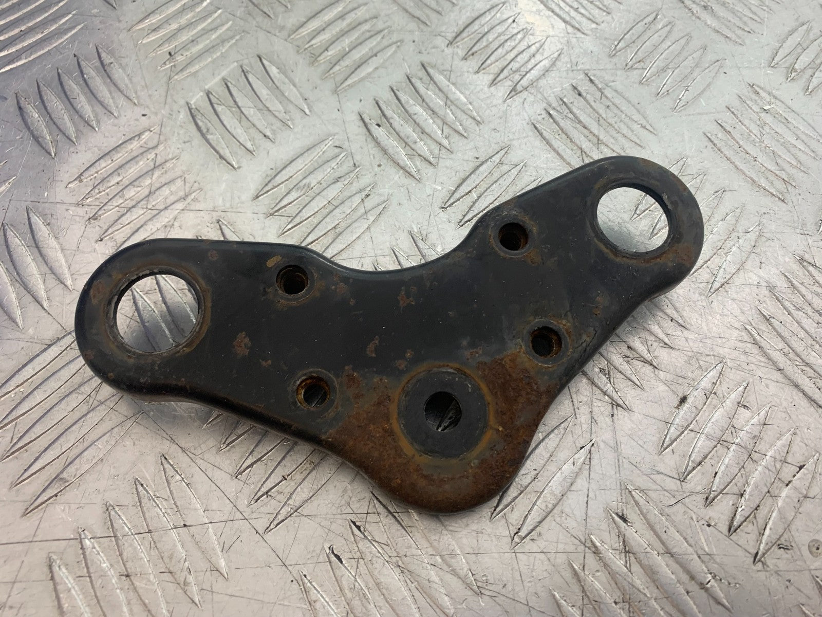 SUZUKI GP100 GP 100 TOP YOKE   YEAR 1978-1988 (CMB1259)