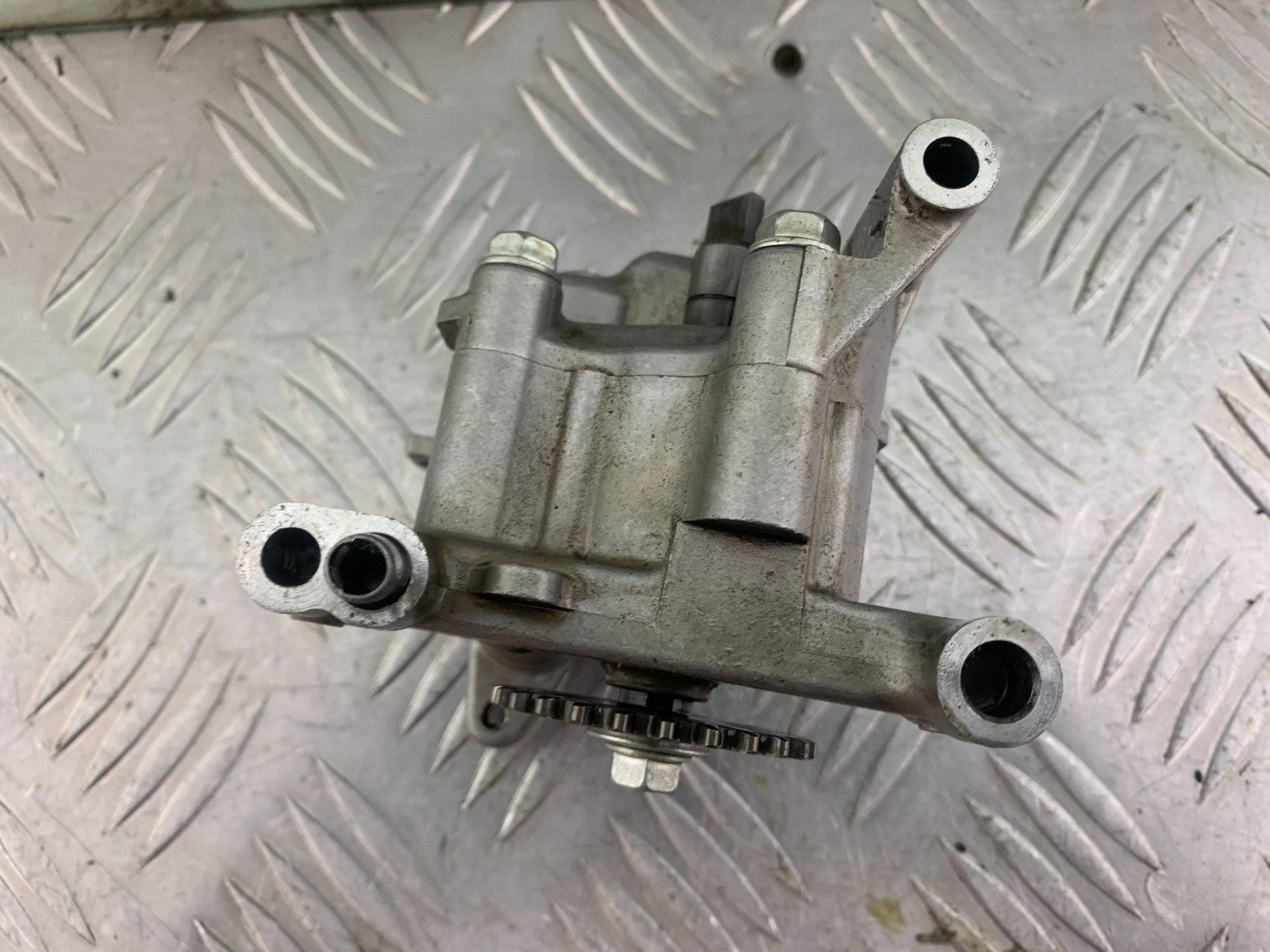 HONDA CBR1000 RR CBR1000RR FIREBLADE OIL PUMP 2008-2011 (CMB1179)