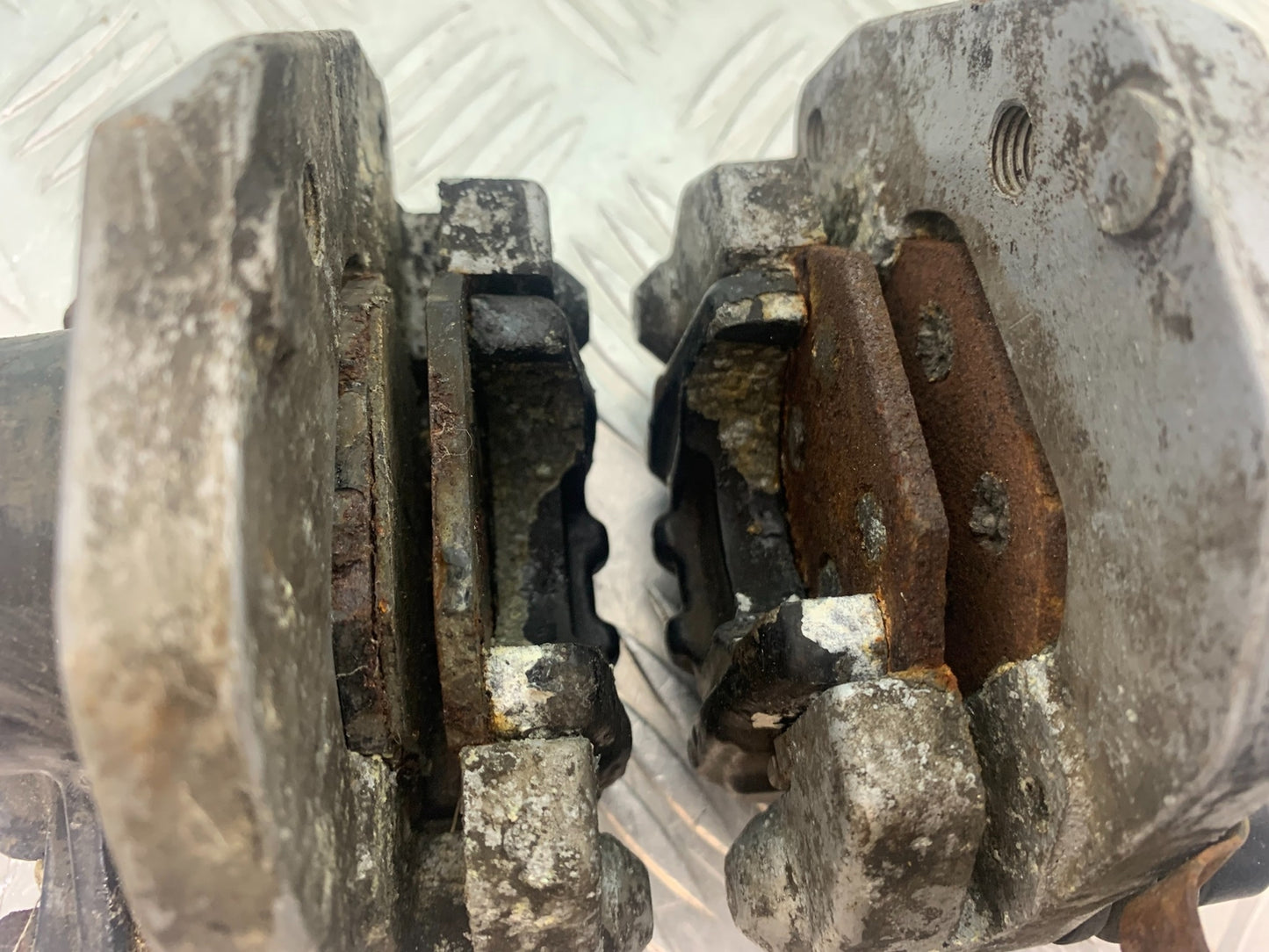 HONDA CX500 CX 500 FRONT BRAKE CALIPERS (SOLD AS PARTS) YEAR 1978 1981 (CMB1137)