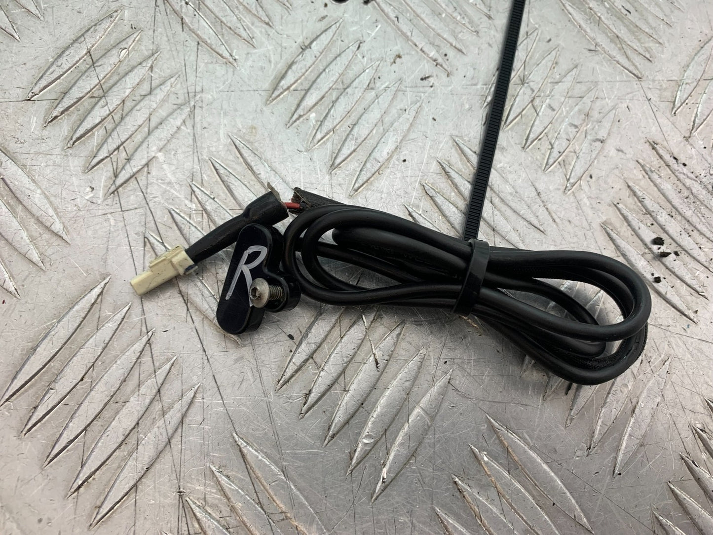 MV AGUSTA 800 F3 REAR ABS SENSOR  YEAR 2017-2019 (CMB1227)