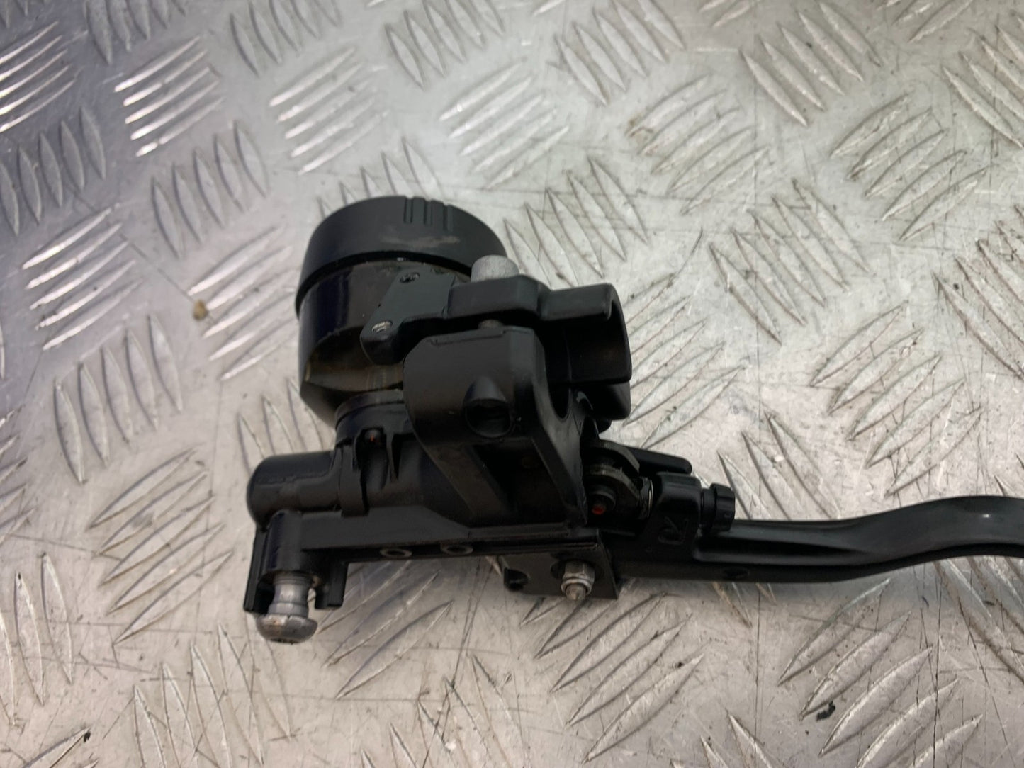 BMW F800 GT FRONT MASTER CYLINDER  YEAR 2013-2017 (CMB1248)