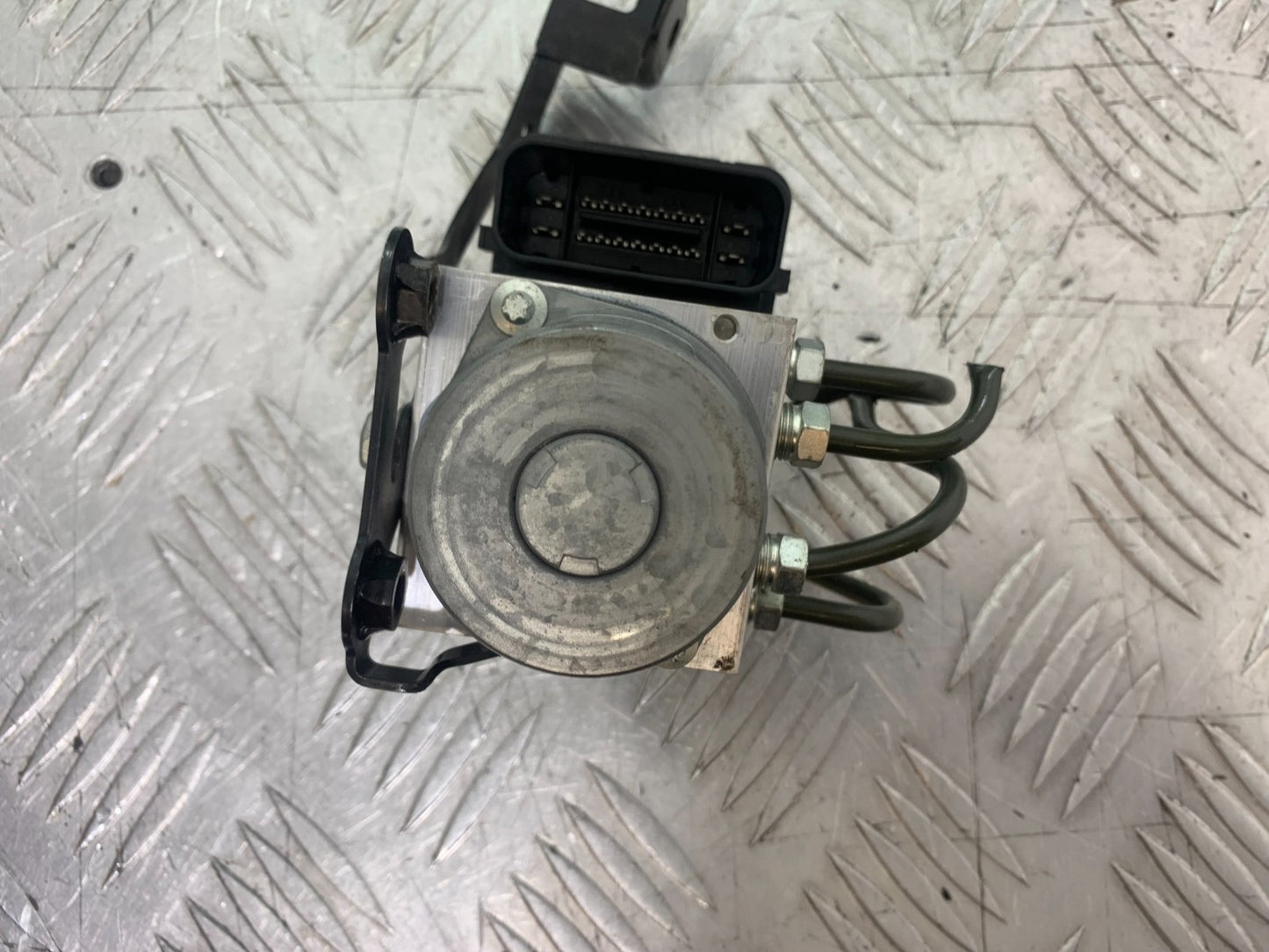 YAMAHA XSR900 XSR 900 ABS PUMP  YEAR 2022-2024 (CMB1215)
