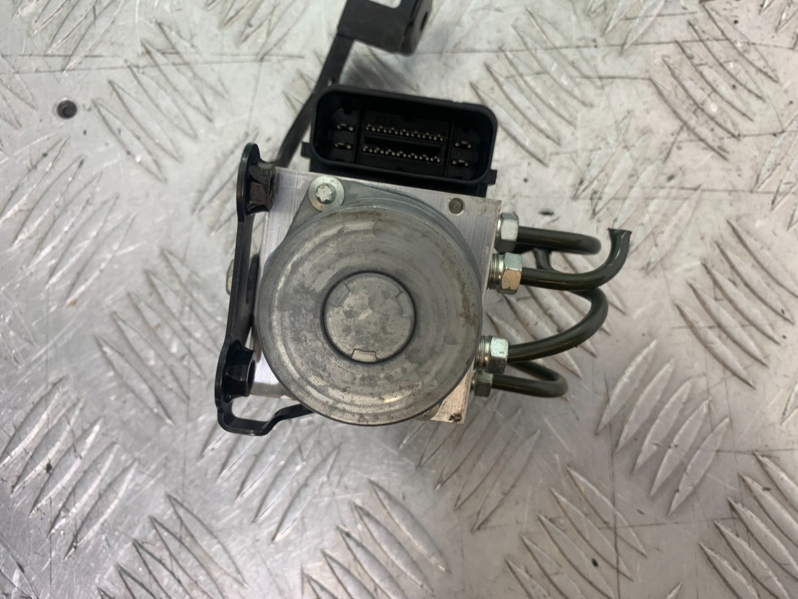 YAMAHA XSR900 XSR 900 ABS PUMP  YEAR 2022-2024 (CMB1215)