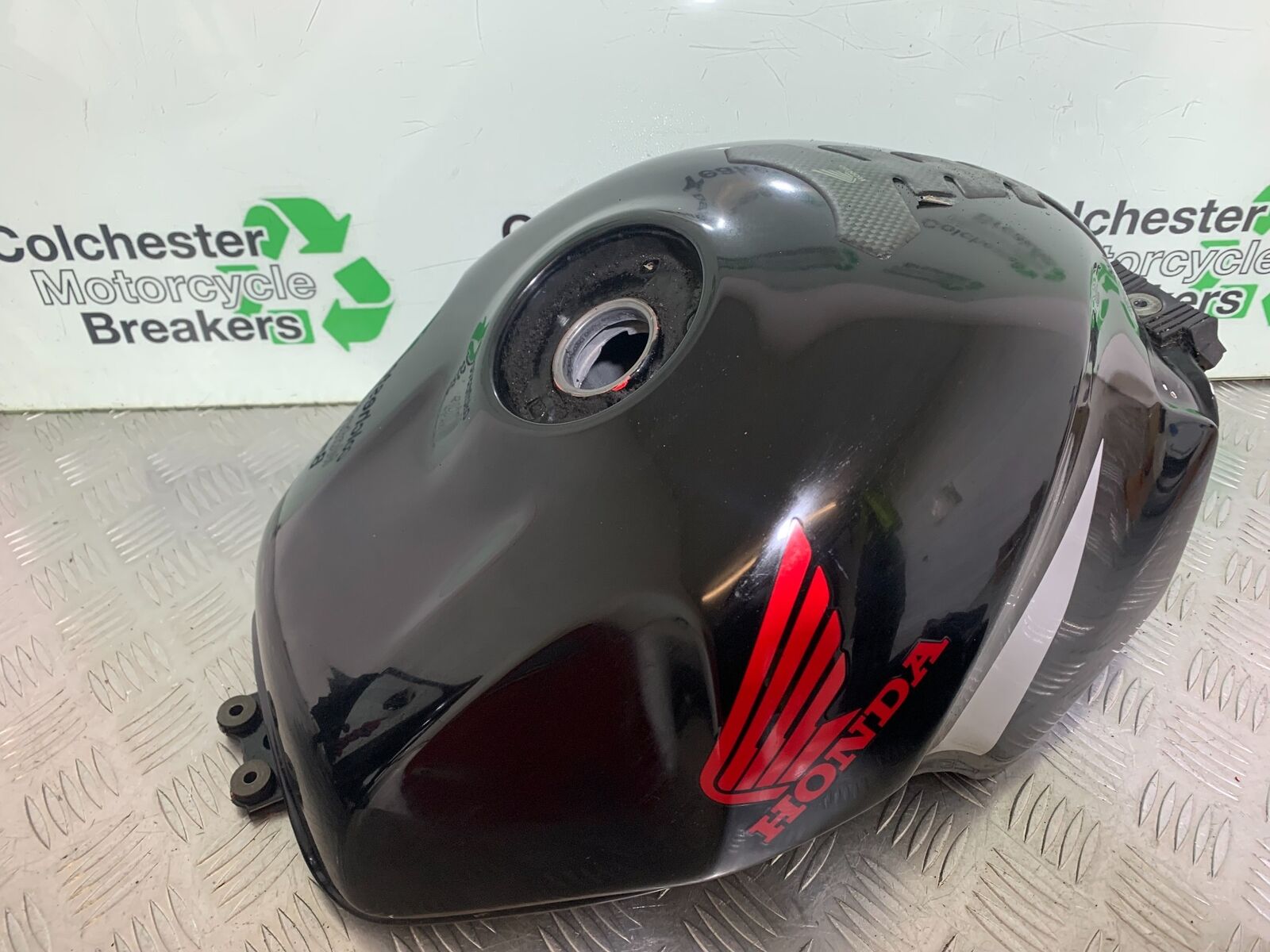 HONDA CBR 929 RRY FIREBLADE PETROL TANK YEAR 2000-01 (CMB1094)