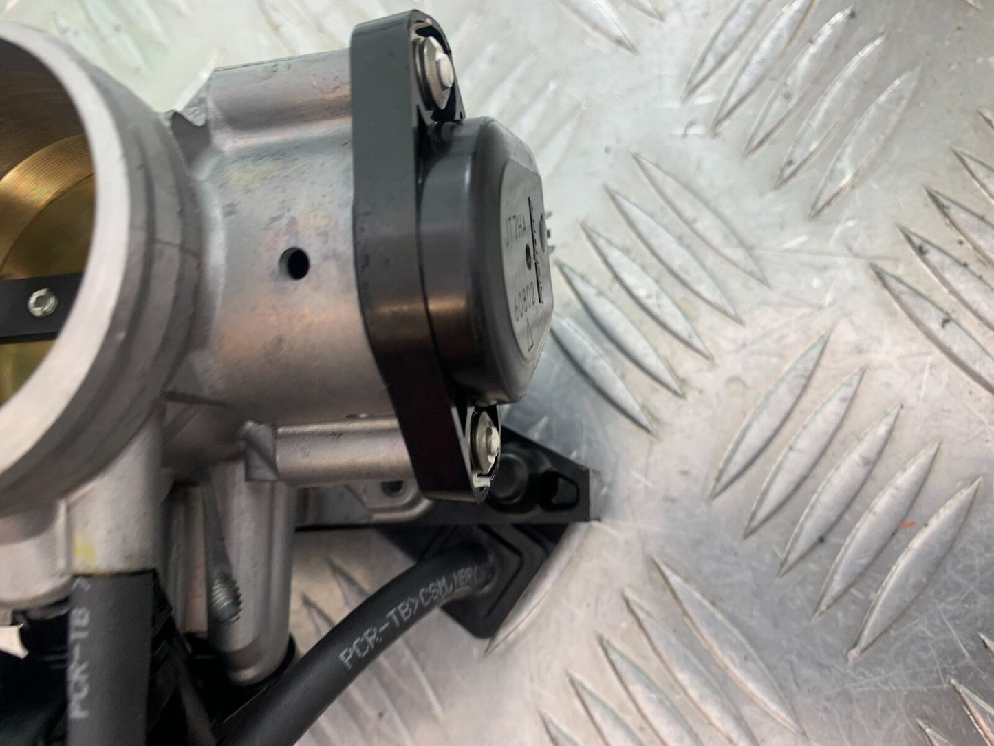 HONDA CRF1000 (DCT) AFRICA TWIN THROTTLE BODIES  YEAR 2017 (CMB1030)
