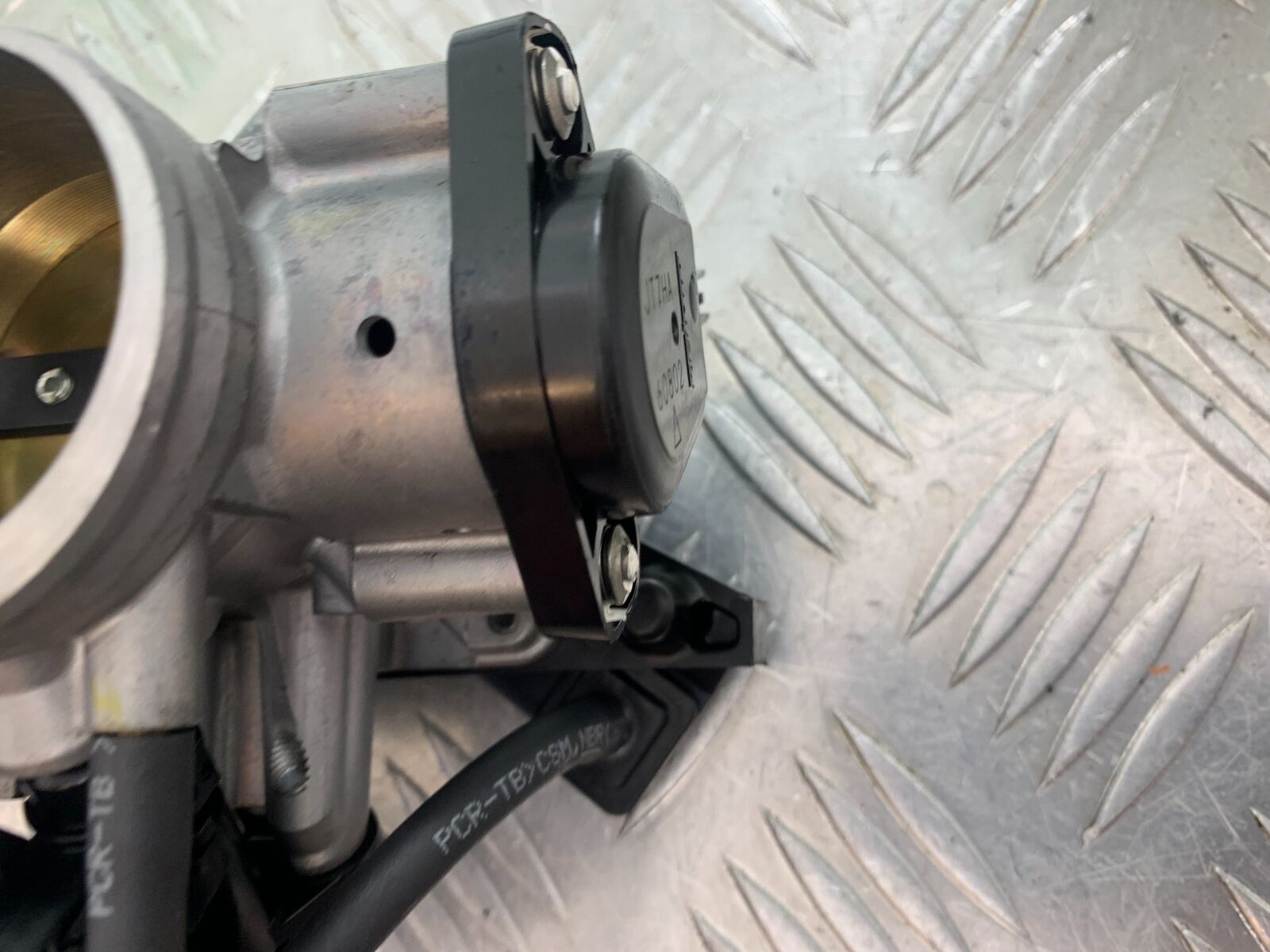 HONDA CRF1000 (DCT) AFRICA TWIN THROTTLE BODIES  YEAR 2017 (CMB1030)
