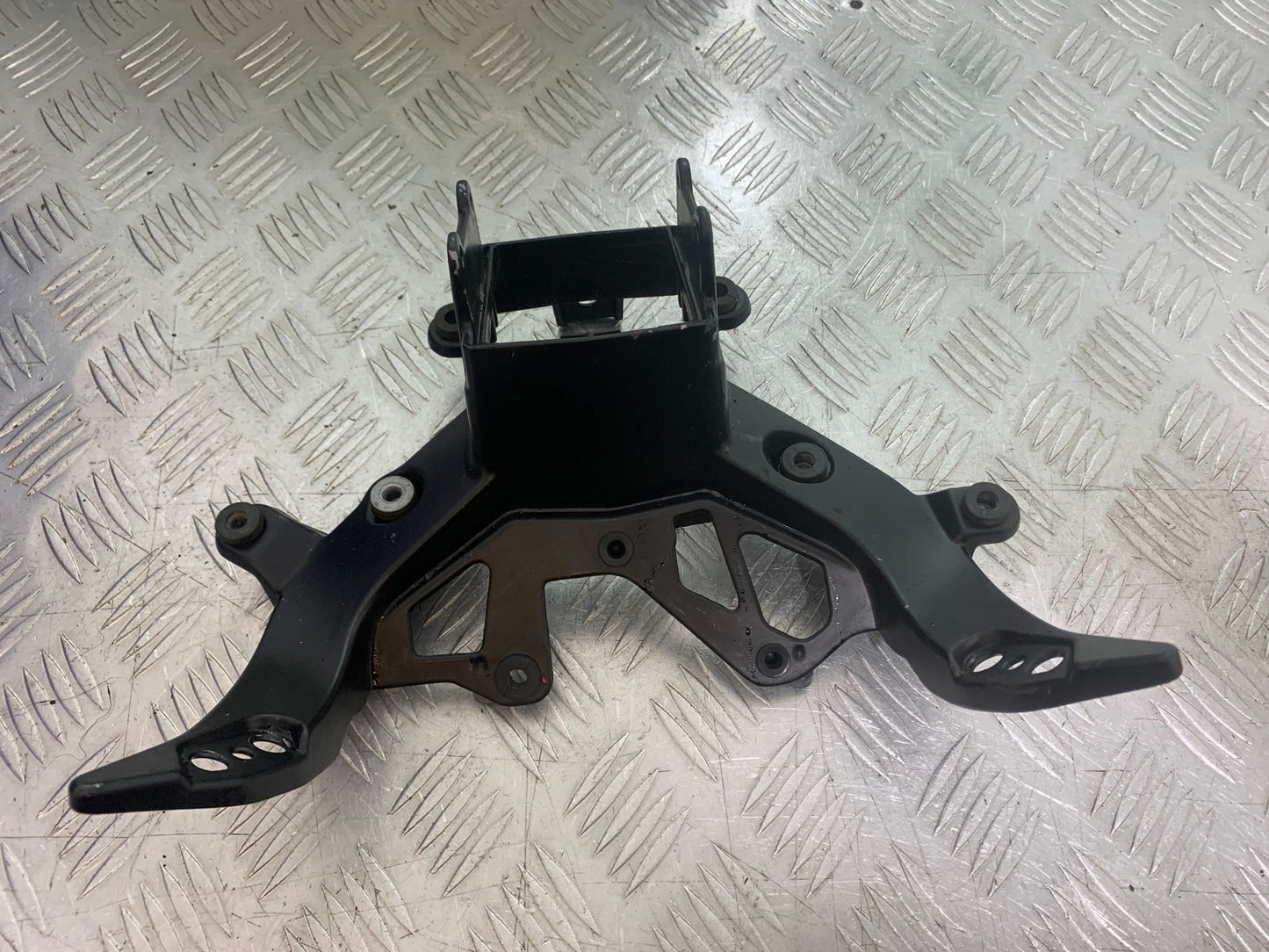 BMW S1000 RR FAIRING BRACKET   YEAR 2015-2018 (CMB1246)