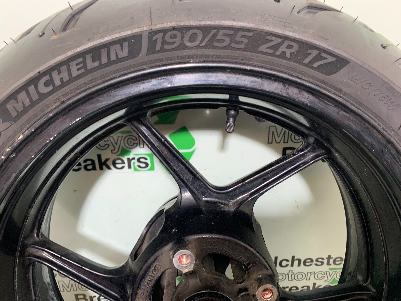 KAWASAKI ZX10R ZX10 R REAR WHEEL (NEW TYRE)  2008-2010 (CMB1301)