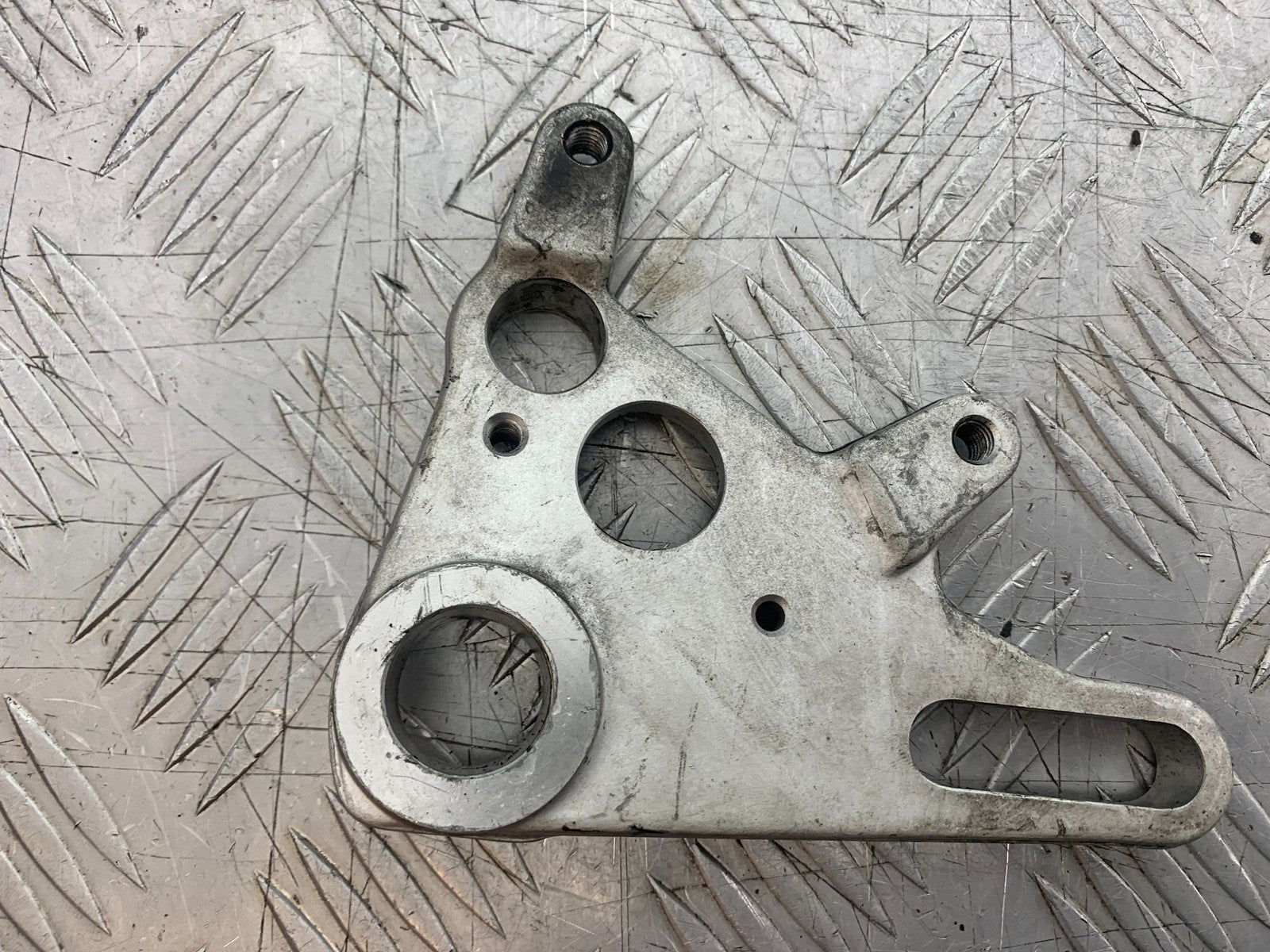 APRILIA RSV1000 R FACTORY MILLE REAR CALIPER BRACKET   2004-09 (CMB1203)