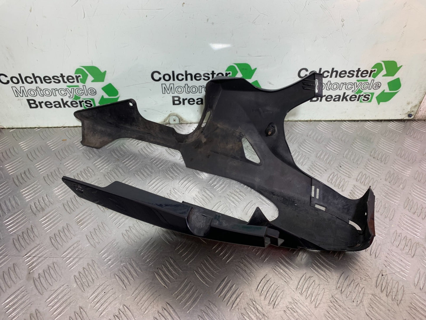 HONDA CBR1000 RR  BELLY PAN YEAR  2008-2011(CMB1330)