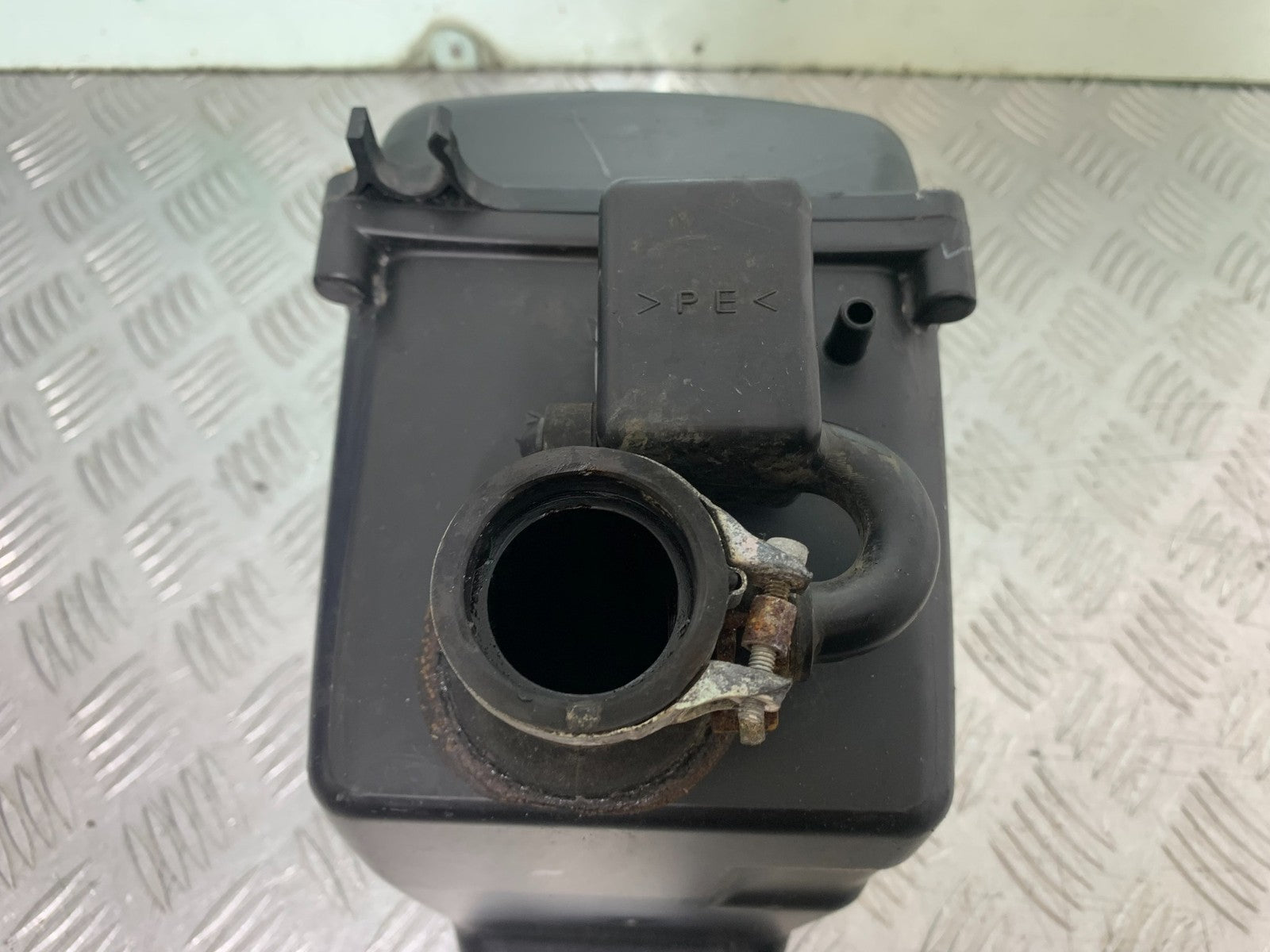 YAMAHA YZF-R125 YZF 125 AIRBOX YEAR 2019-2022 (CMB1263)