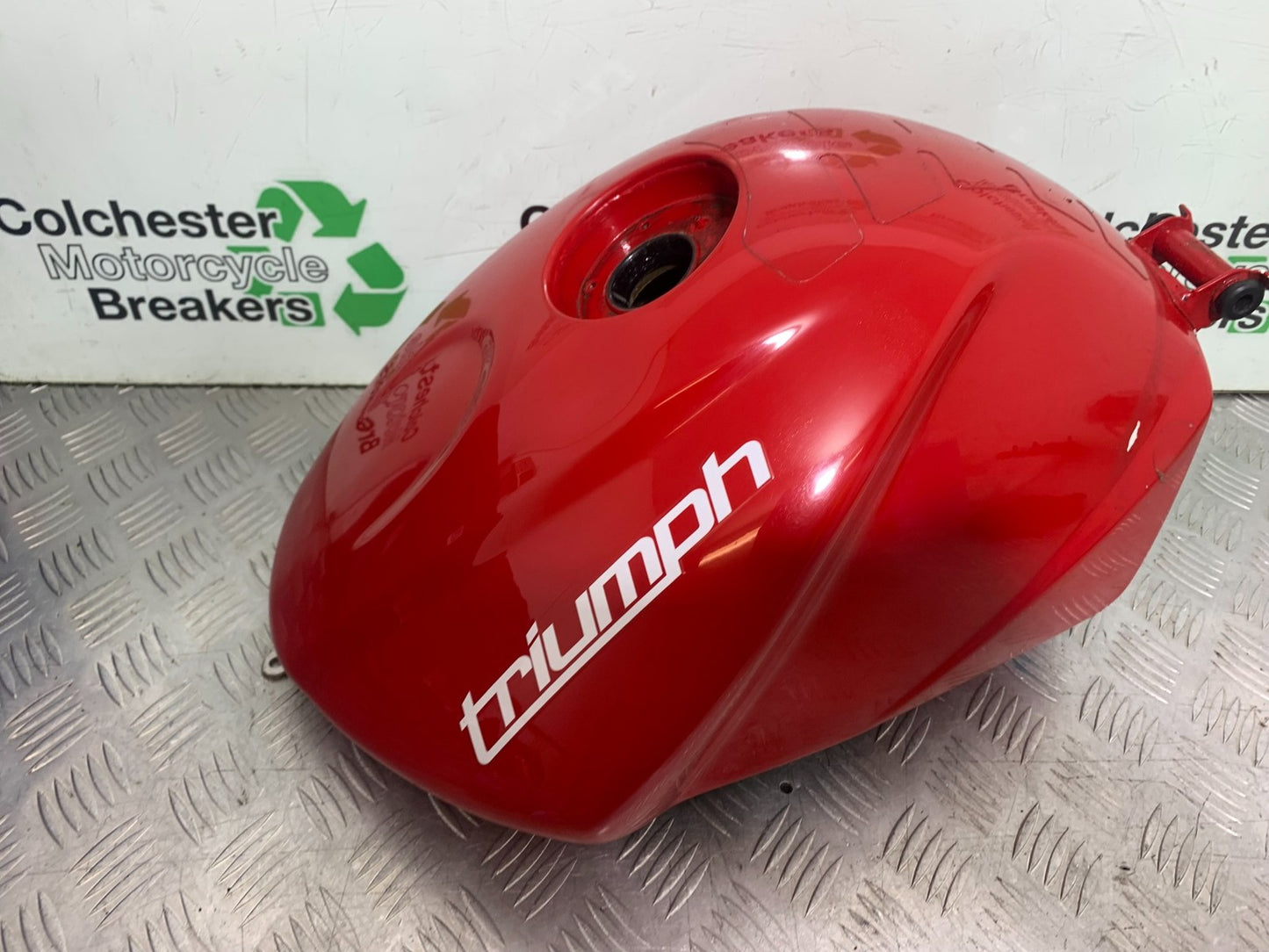 TRIUMPH 675 STREET TRIPLE R PETROL TANK  YEAR 2013 - 2016 (CMB1221)