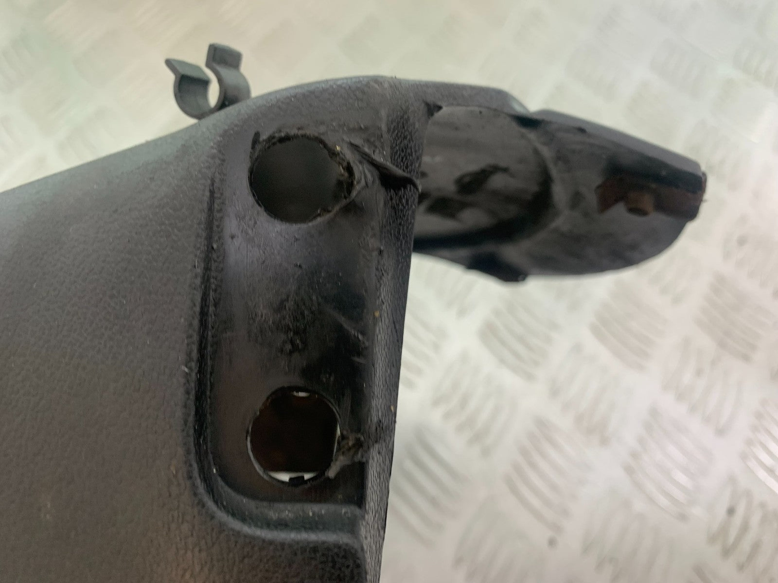 TRIUMPH 955i SPRINT ST FRONT MUDGUARD (REAR PART)   1999-2004 (CMB1176)