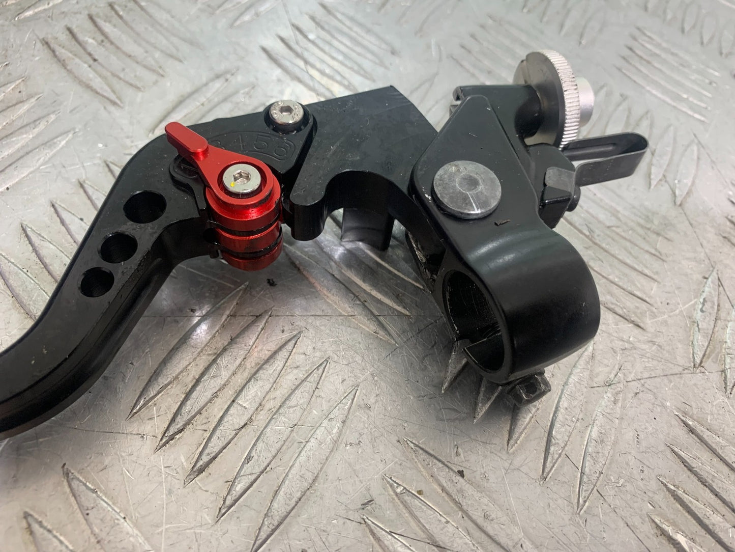 YAMAHA YZF R1 14 B BIG BANG CLUTCH LEVER AND BRACKET   2009-14 (CMB1175)